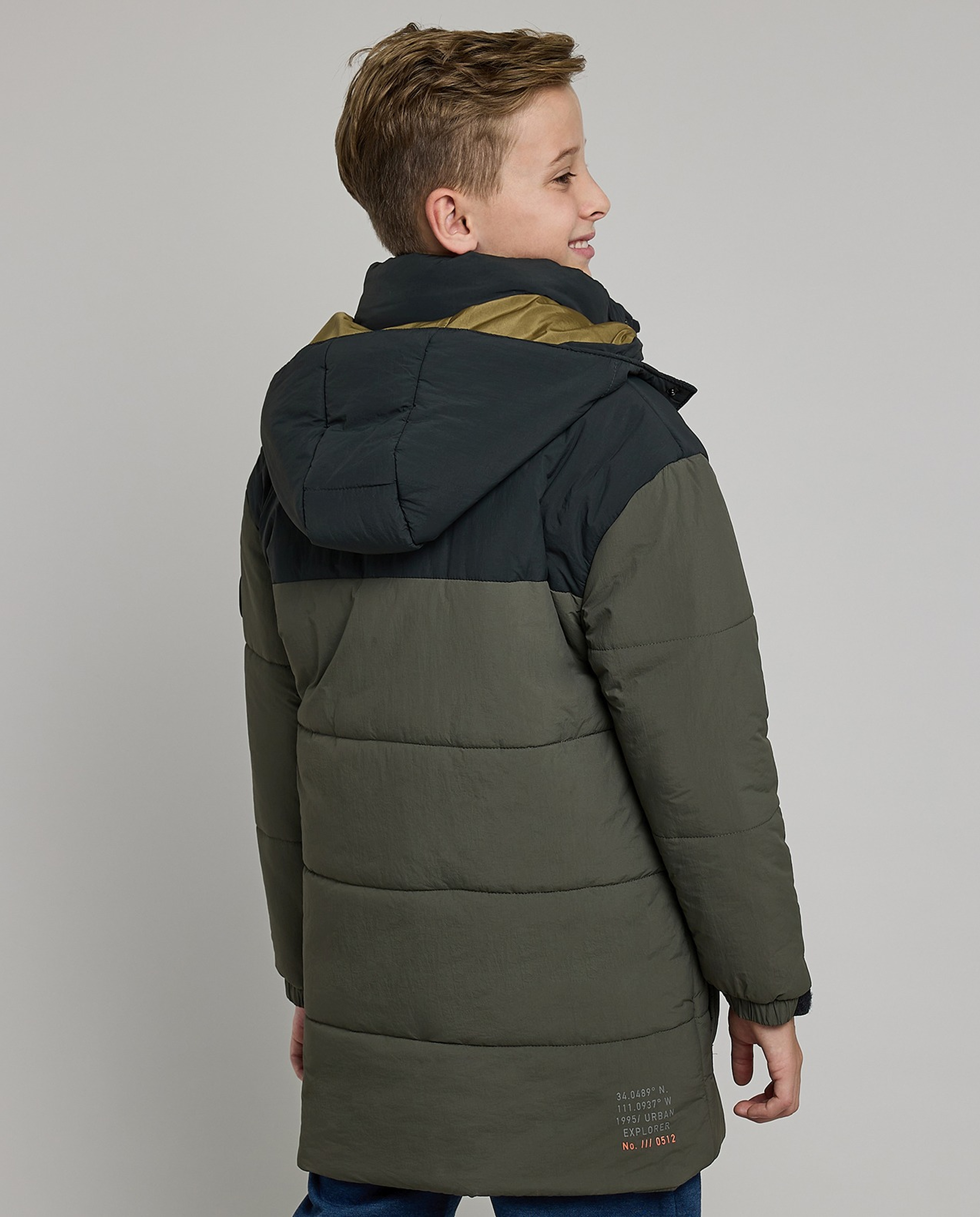 Color Block Hooded Puffer Jacket with Zipper Closure