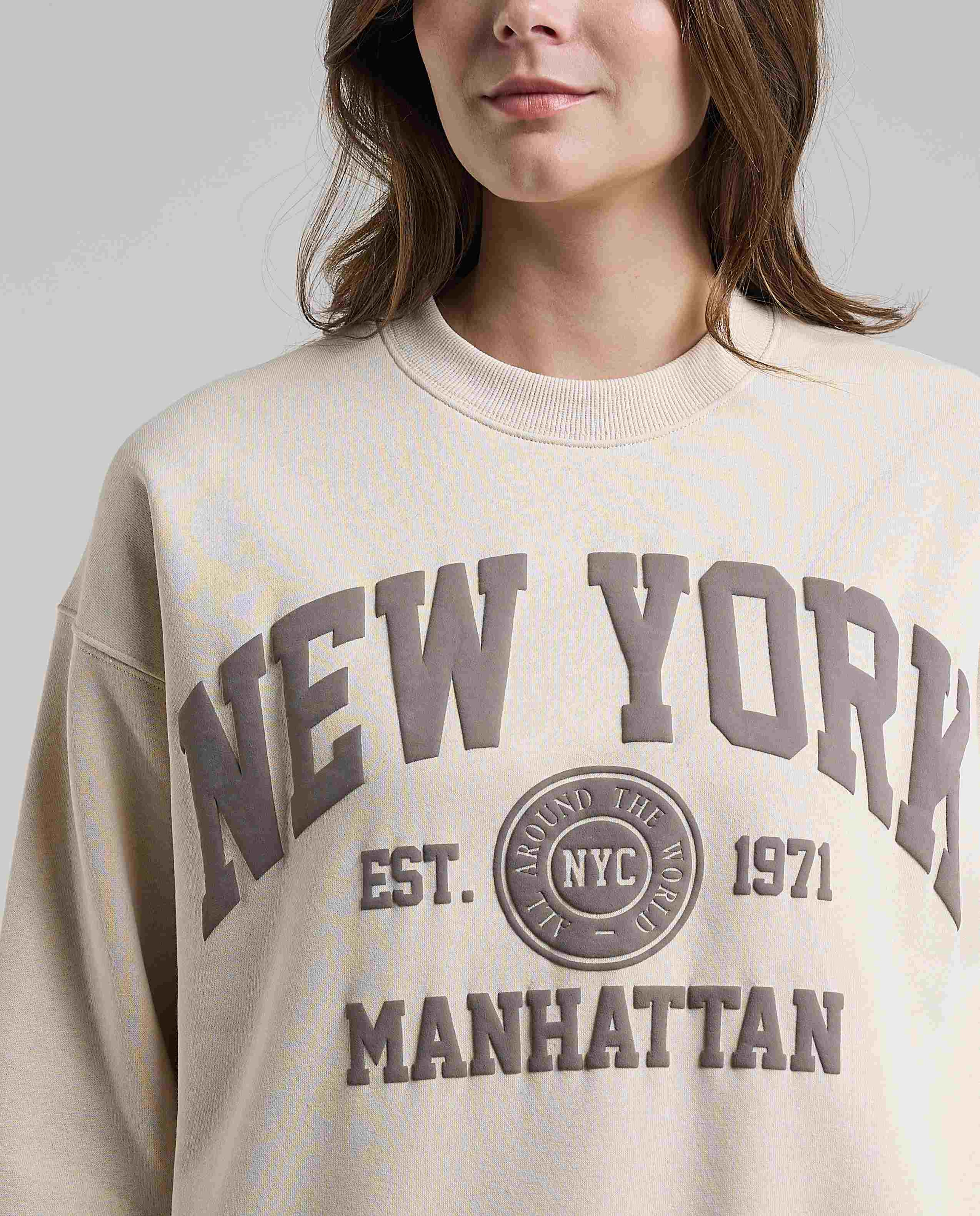 Typography Print Sweatshirt with Crew Neck and Long Sleeves