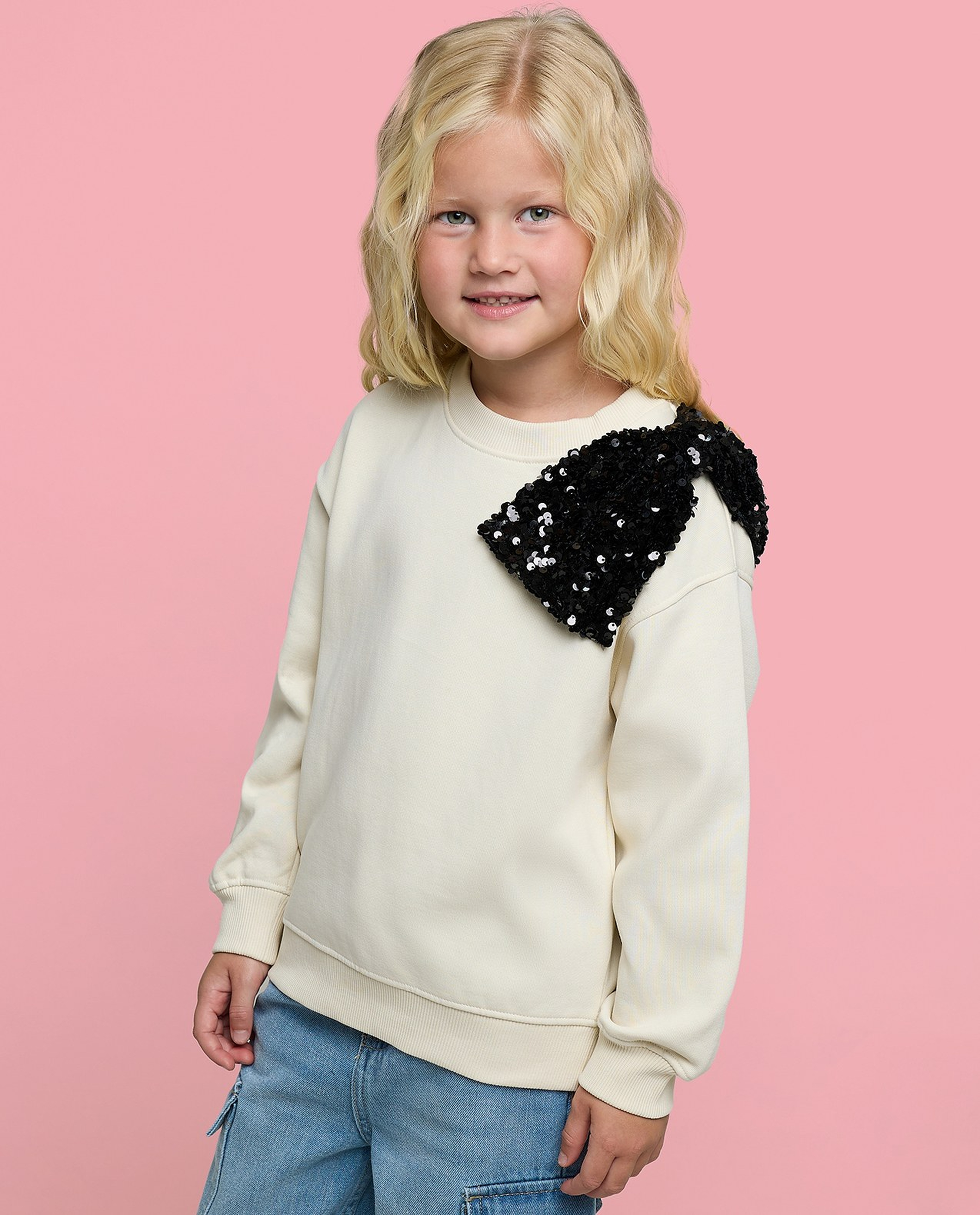 Appliqued Sweatshirt with Crew Neck and Long Sleeves
