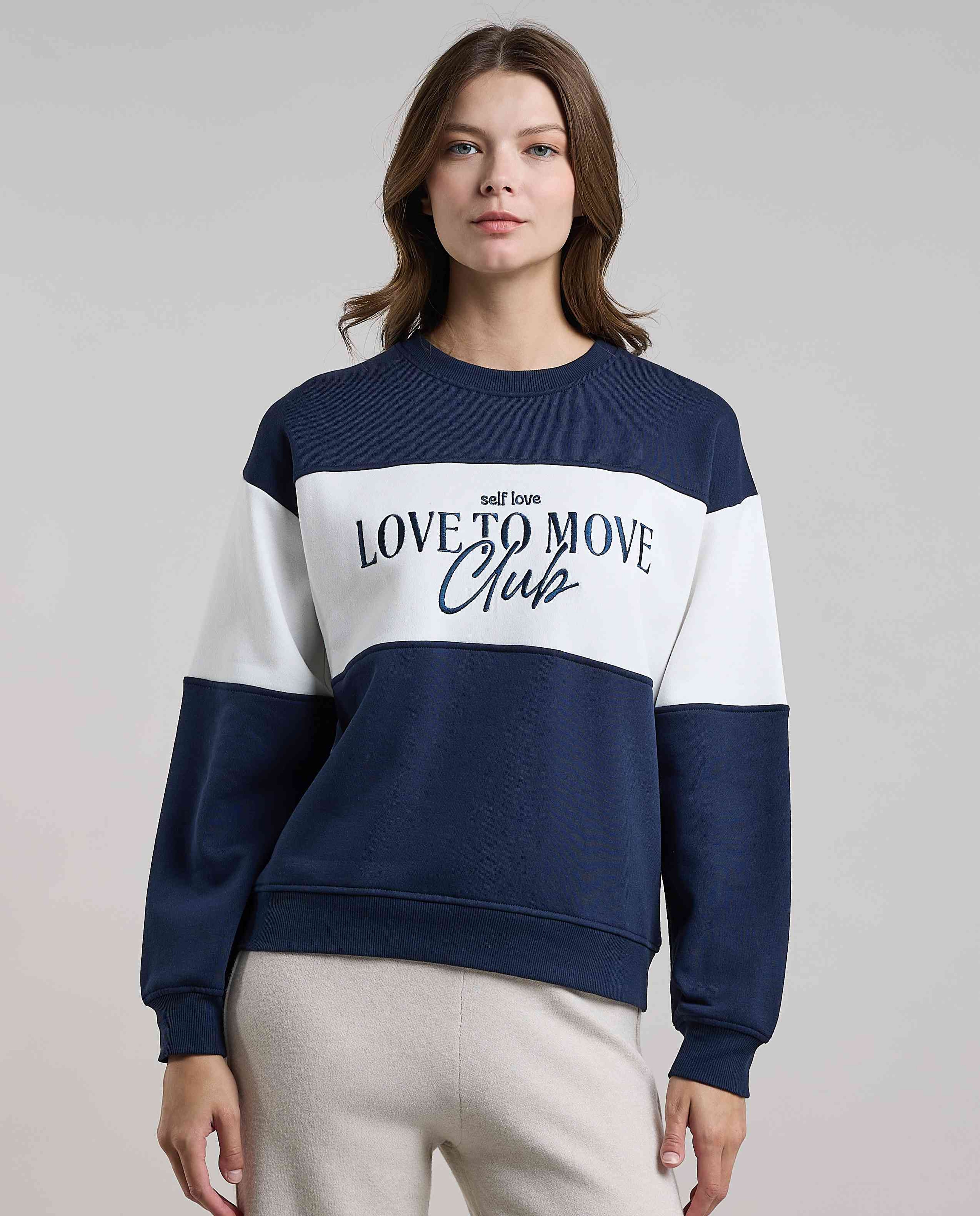 Embroidered Sweatshirt with Crew Neck and Long Sleeves