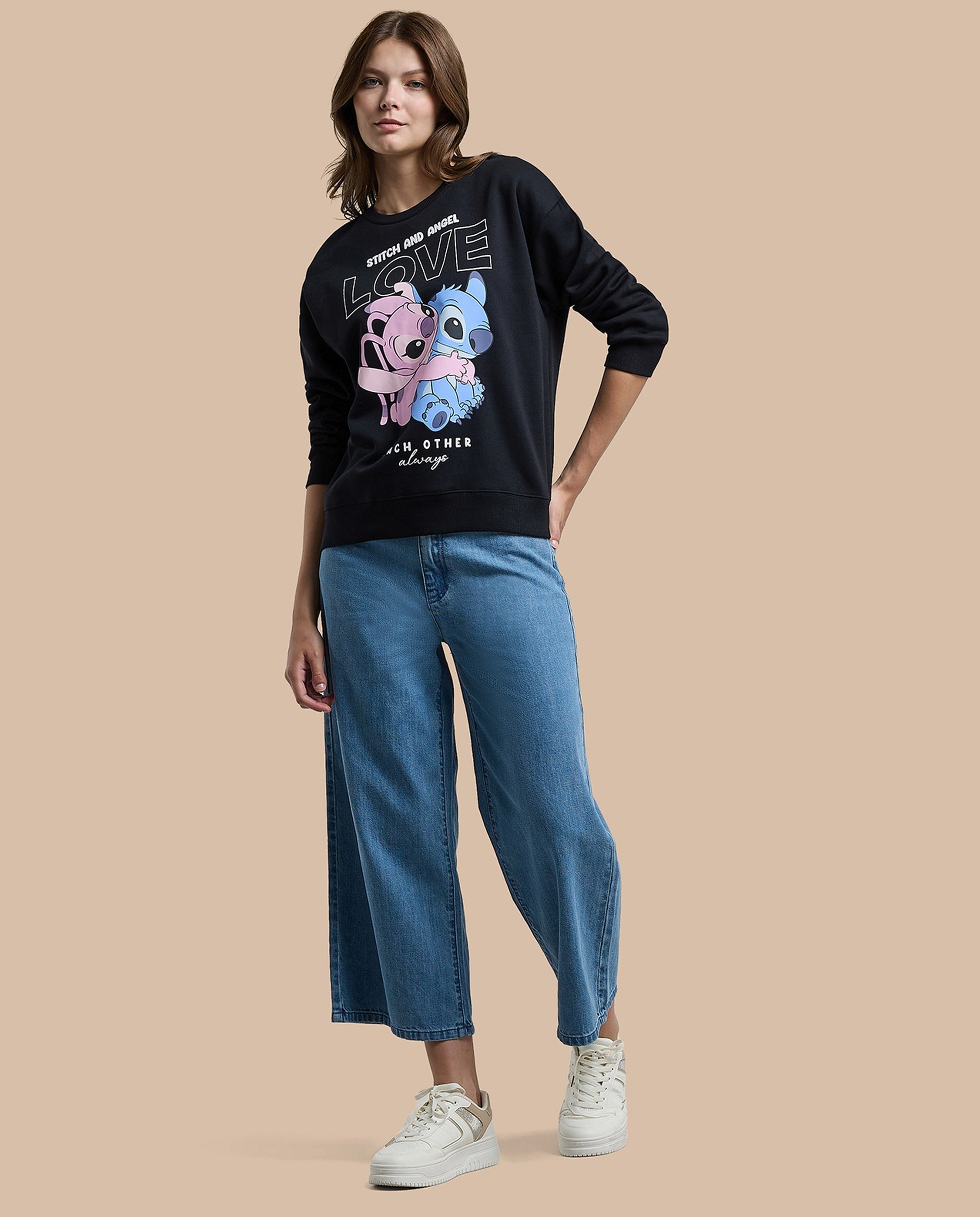 Embroidered Sweatshirt with Crew Neck and Long Sleeves