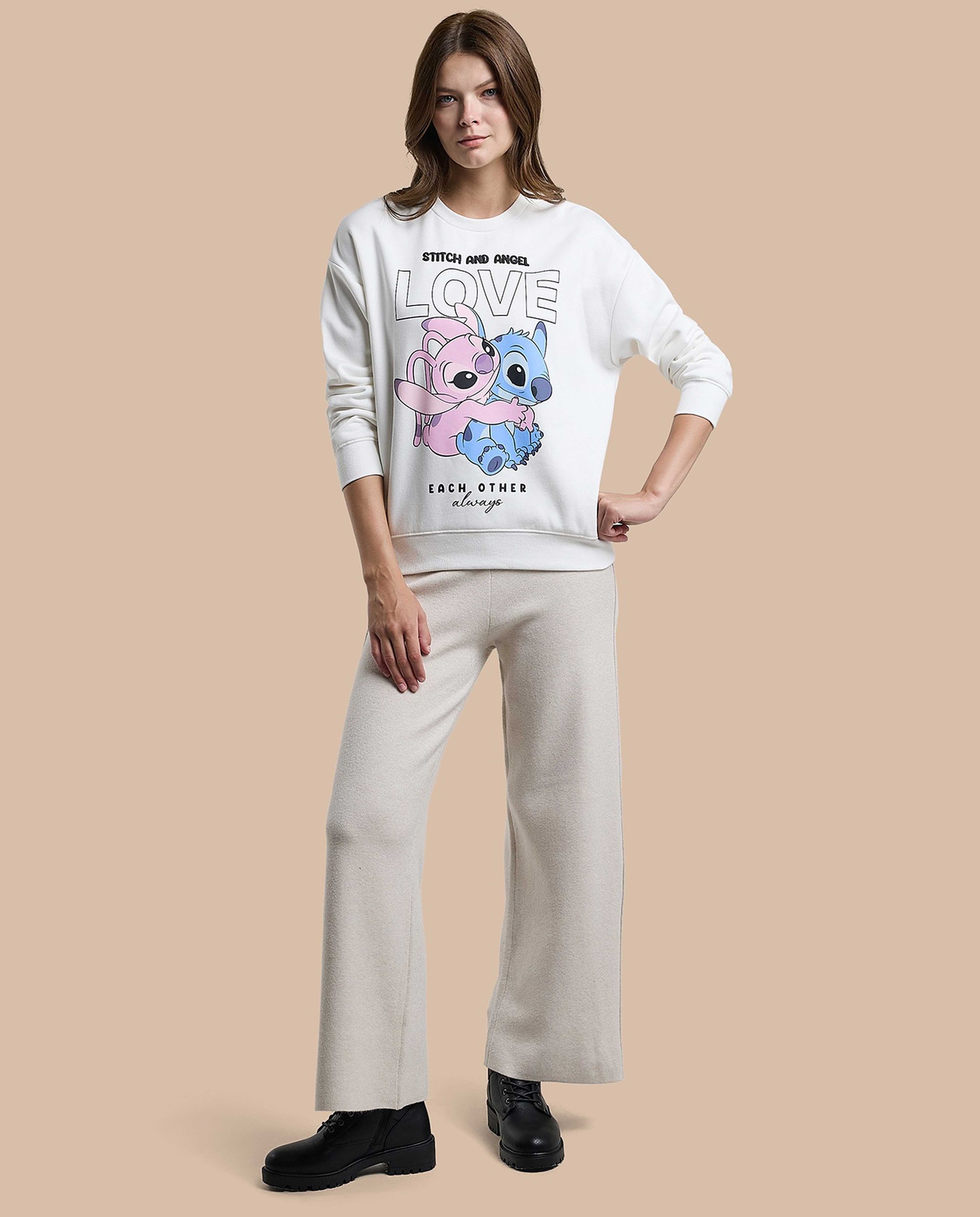 Embroidered Sweatshirt with Crew Neck and Long Sleeves