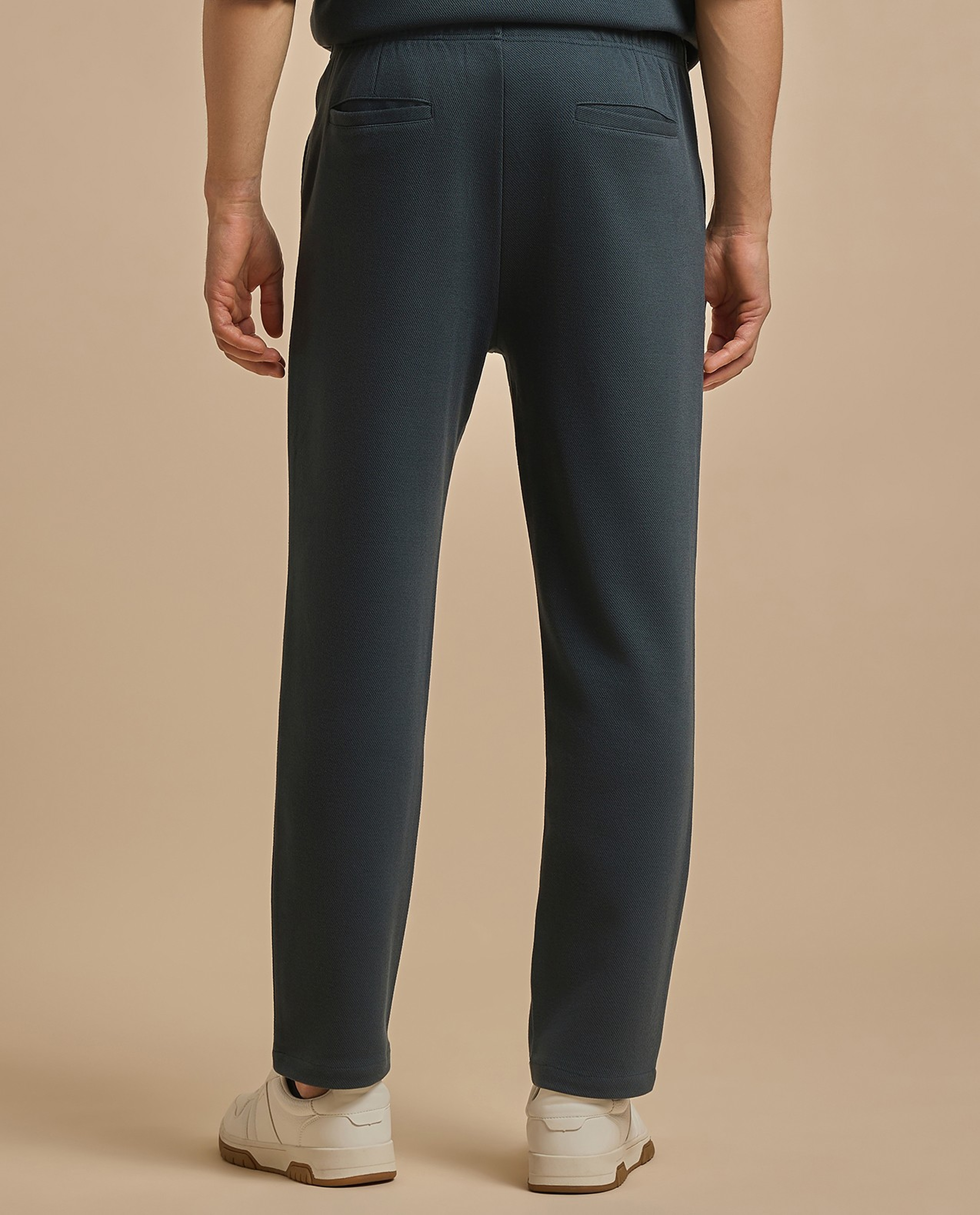 بنطال واسع سادة