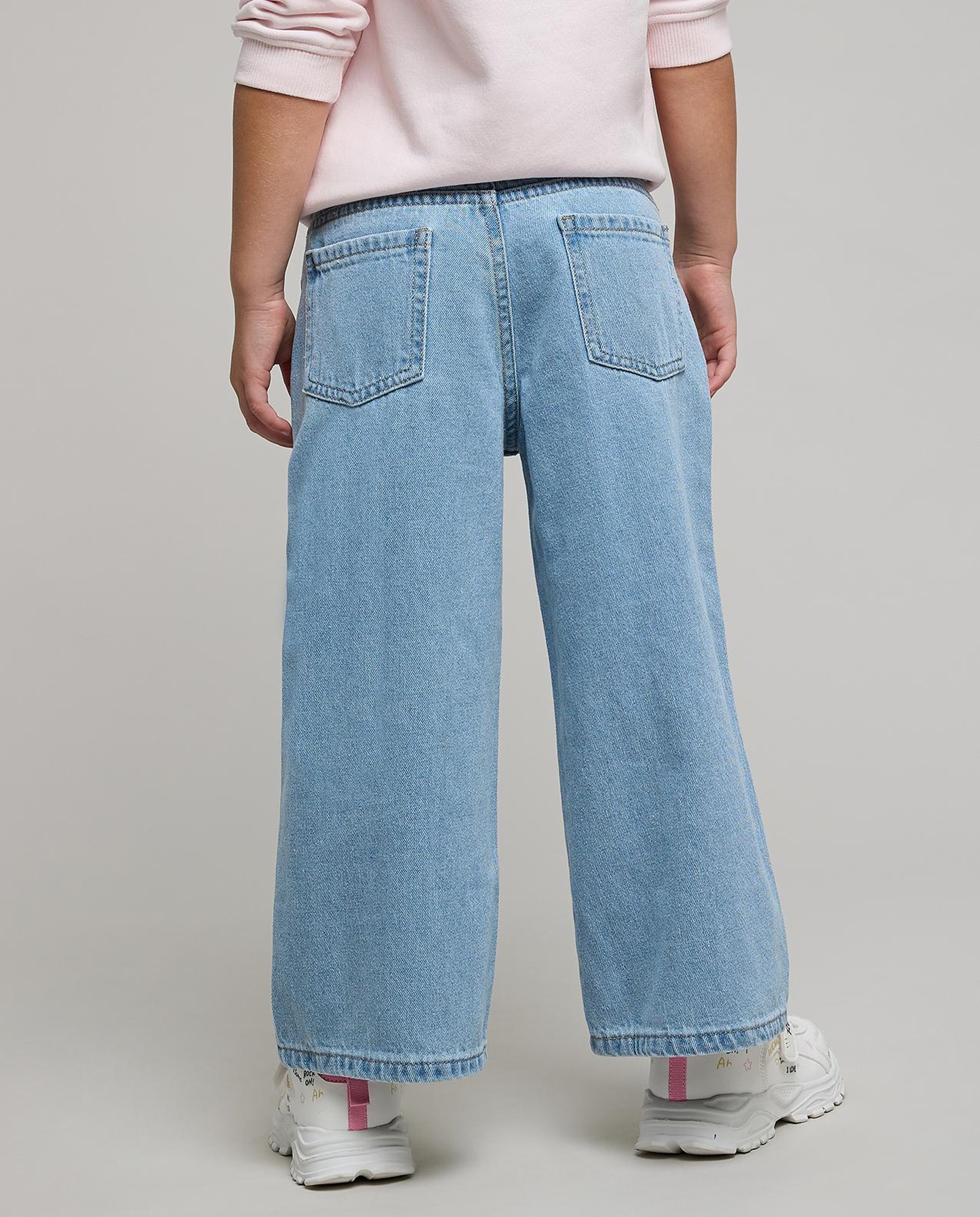 Bow Embroidered Loose Fit Jeans with Button Closure