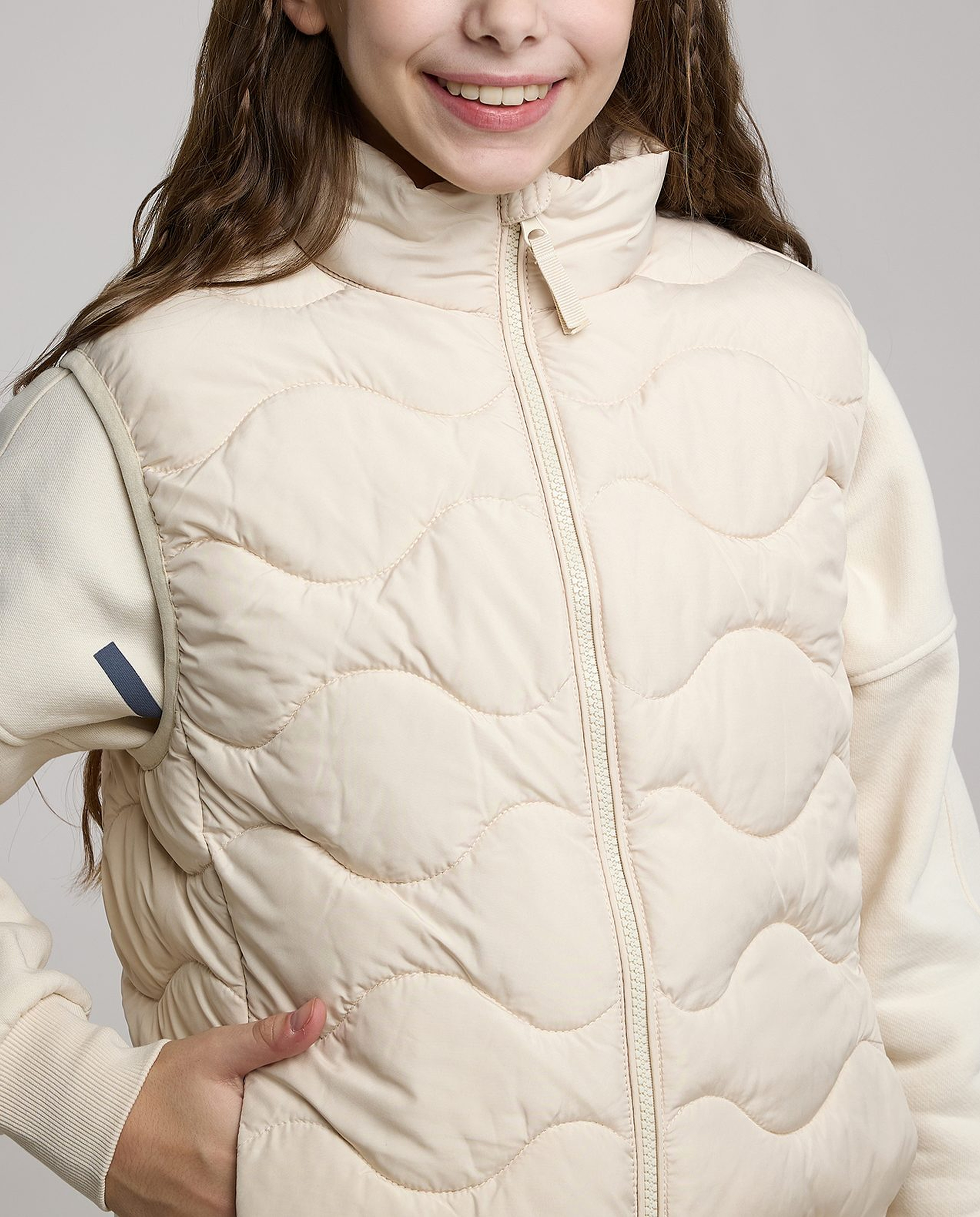Quilted Gilet with Zipper Closure