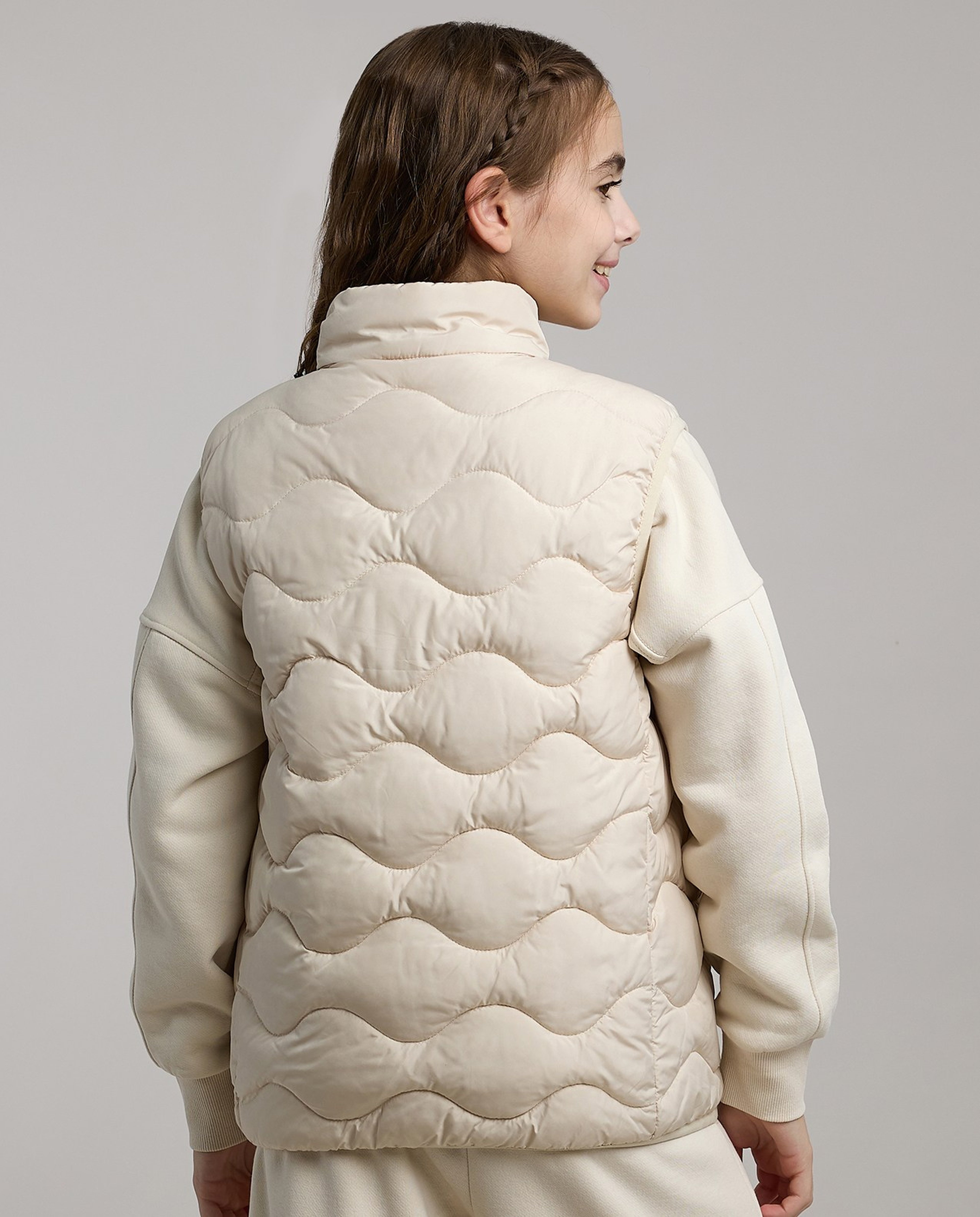 Quilted Gilet with Zipper Closure