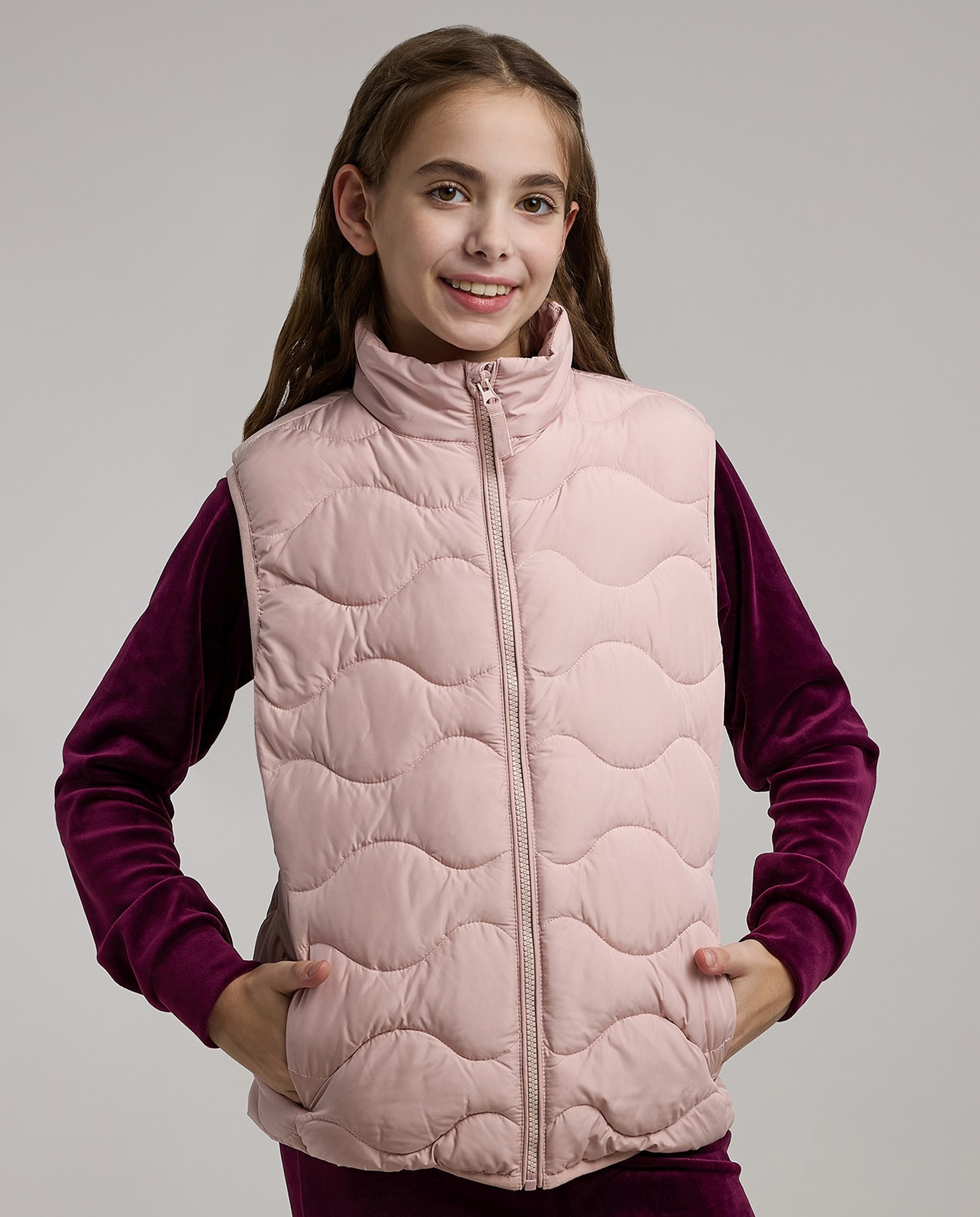 Quilted Gilet with Zipper Closure