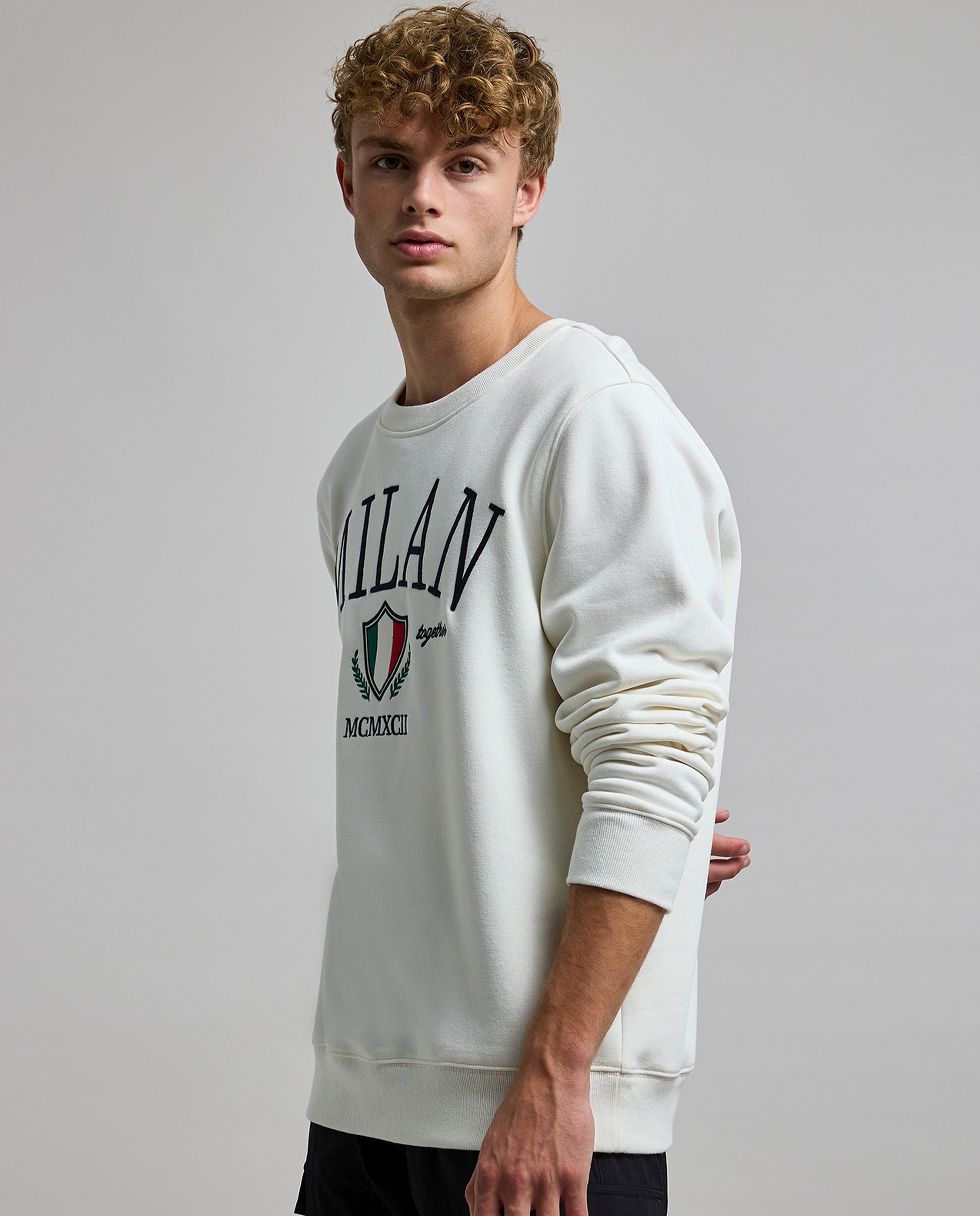 Embroidered Sweatshirt with Crew Neck and Long Sleeves