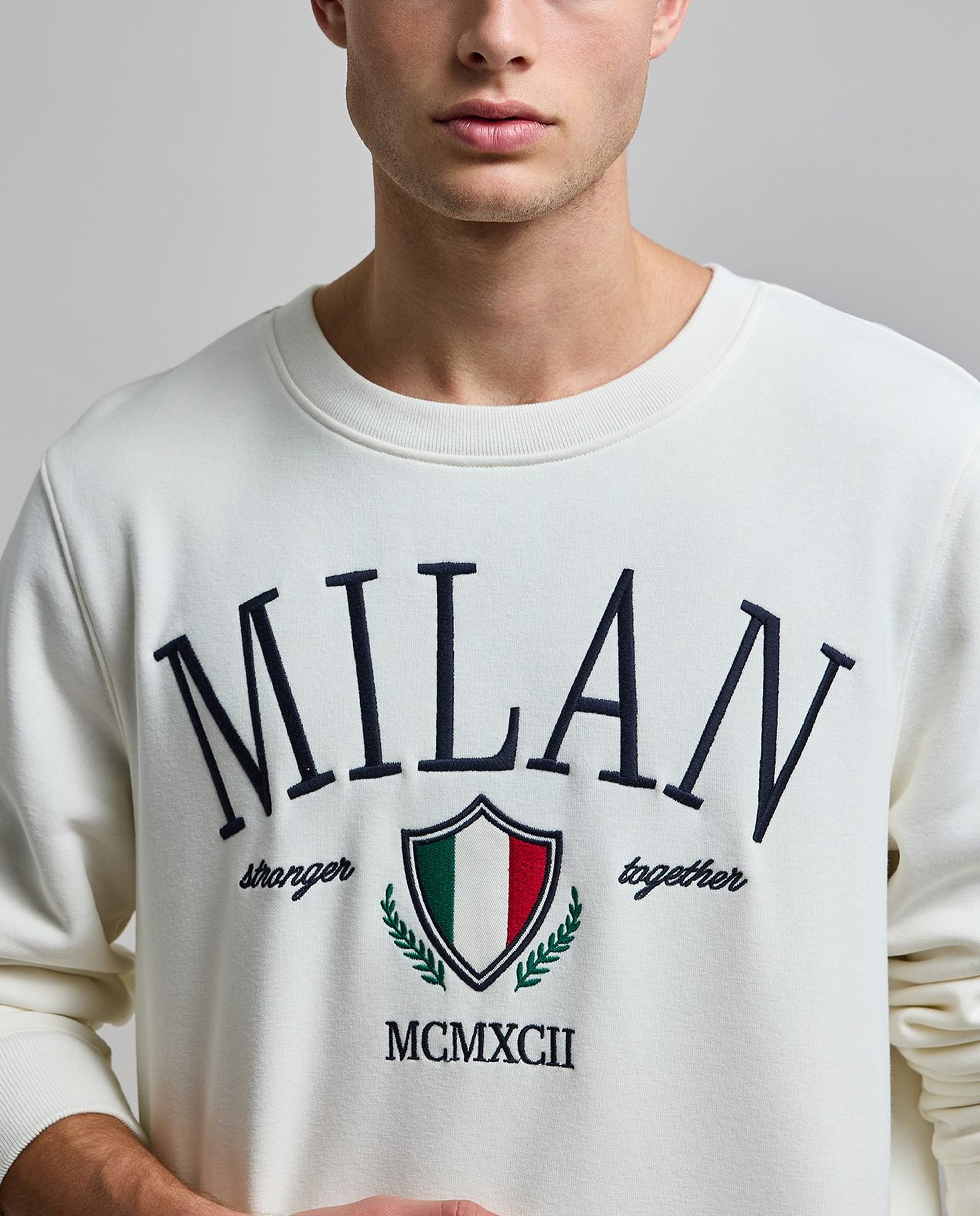 Embroidered Sweatshirt with Crew Neck and Long Sleeves