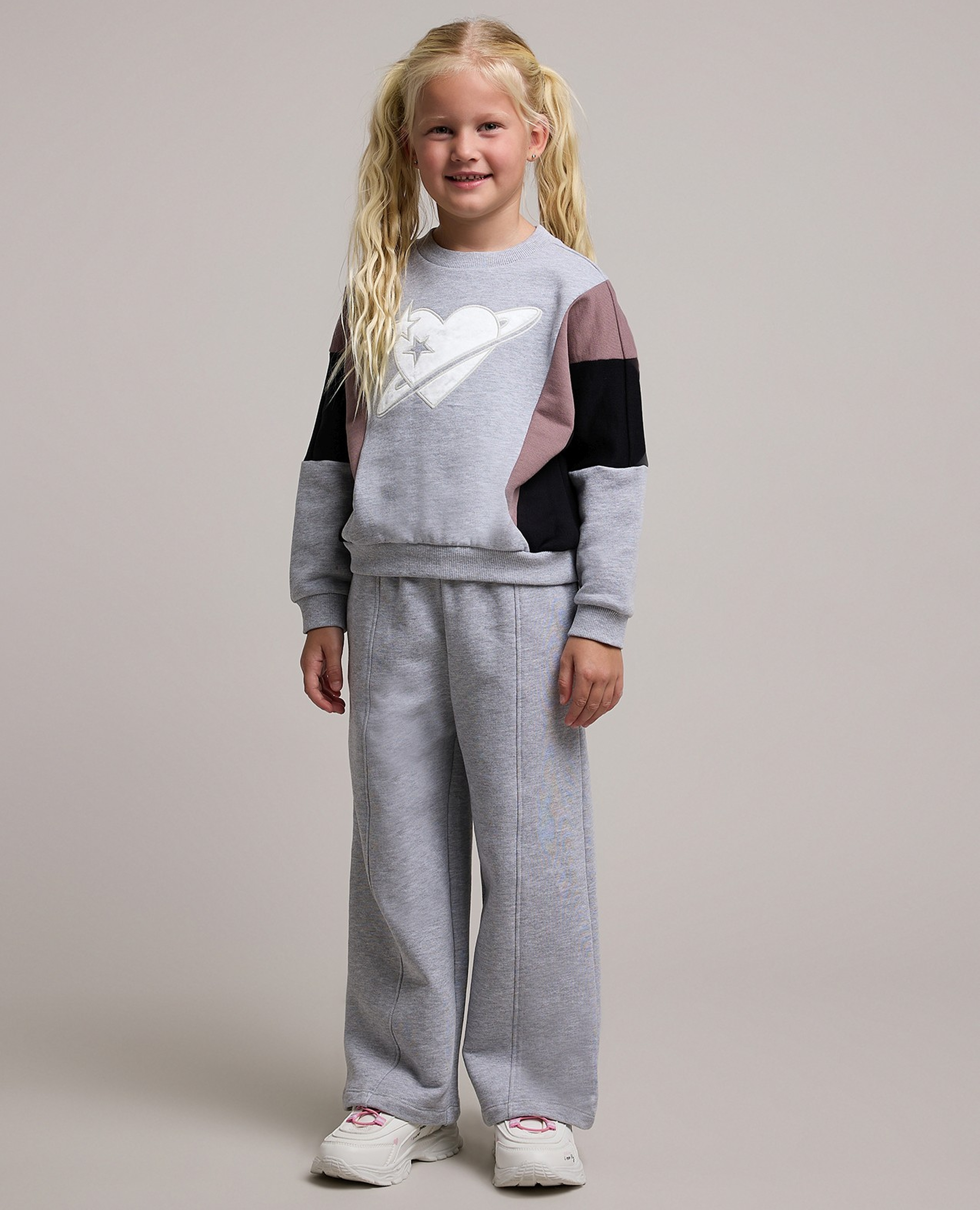 طقم ملابس بلونين