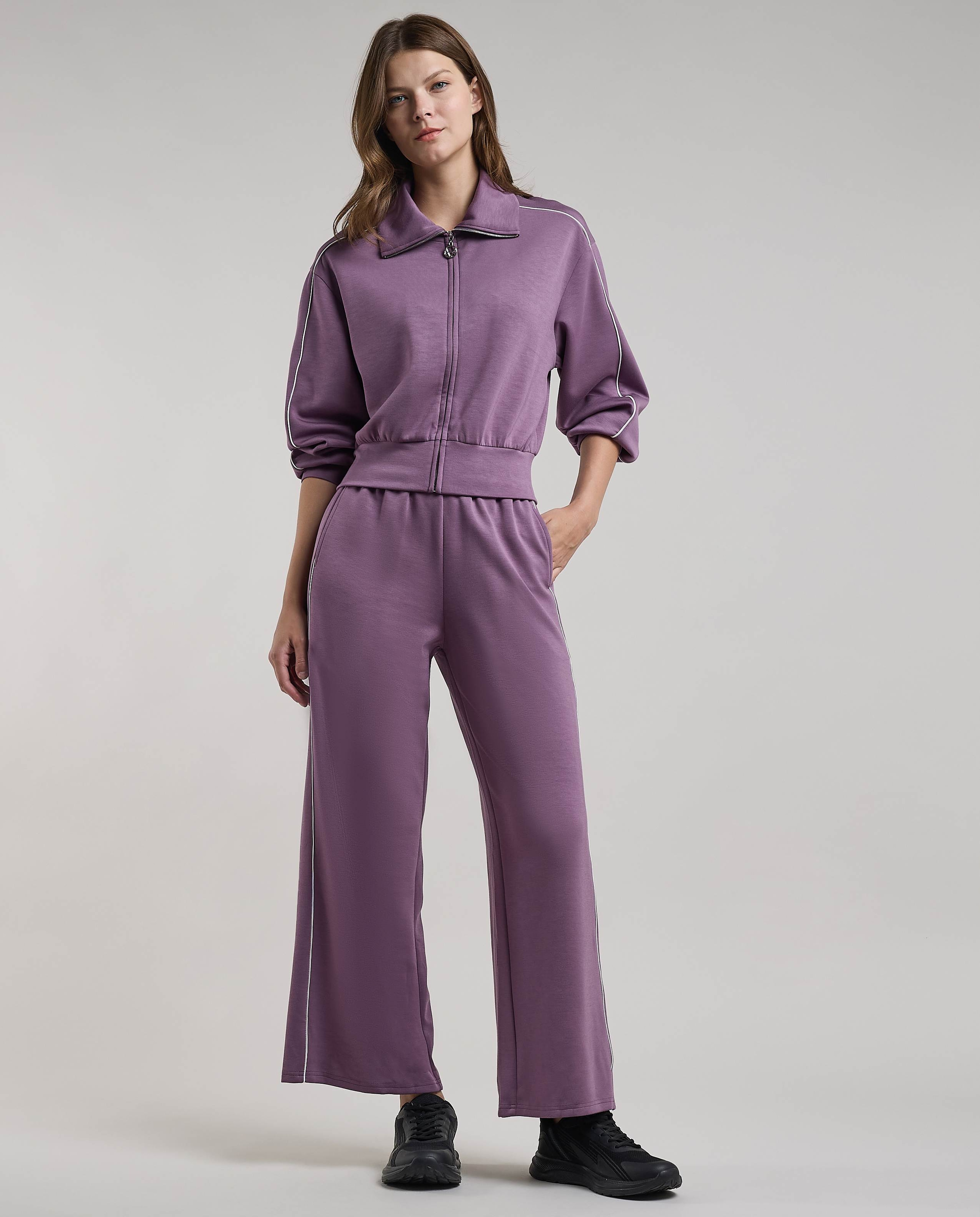 Solid Jacket with Zipper Closure