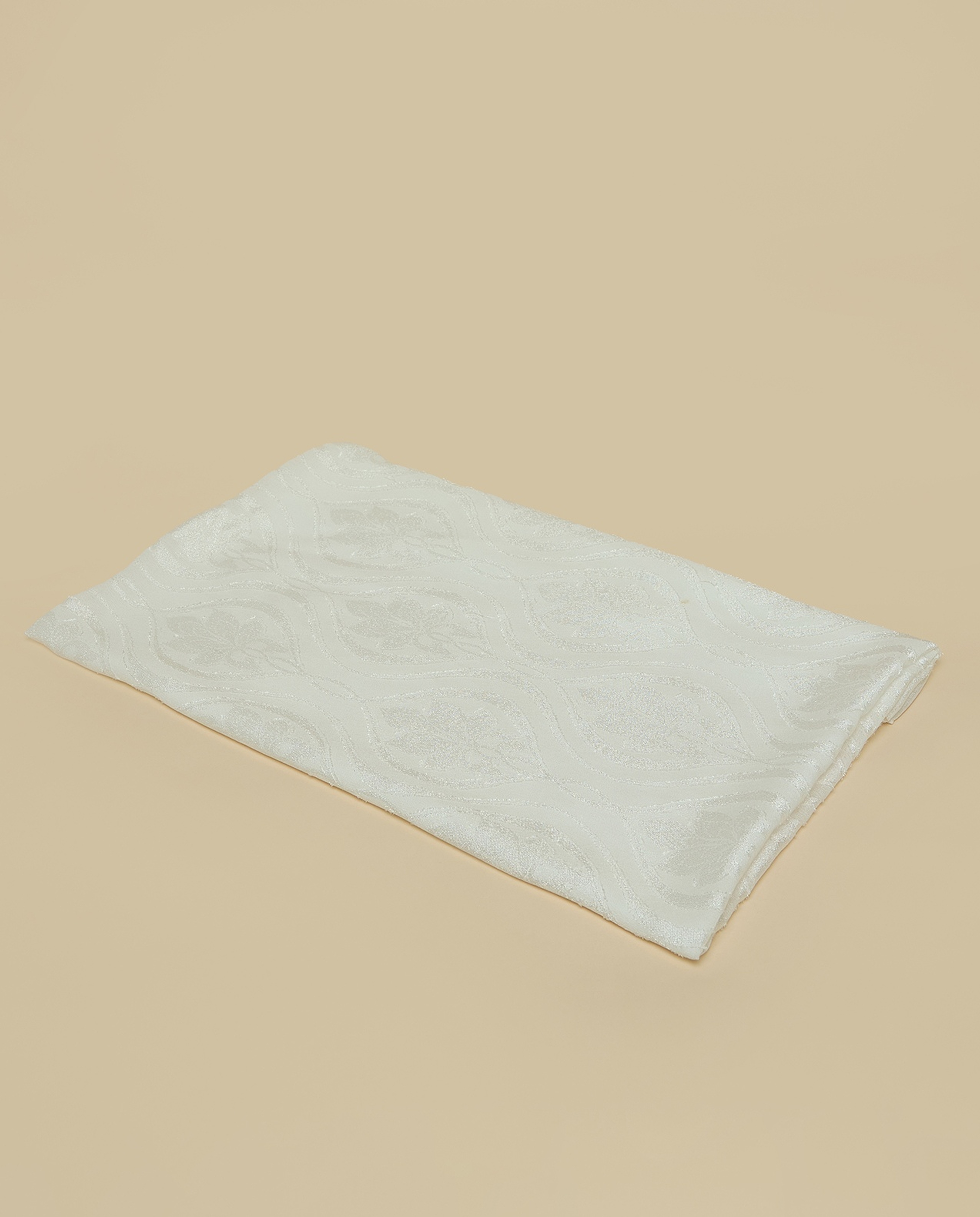 Self Patterned Scarf