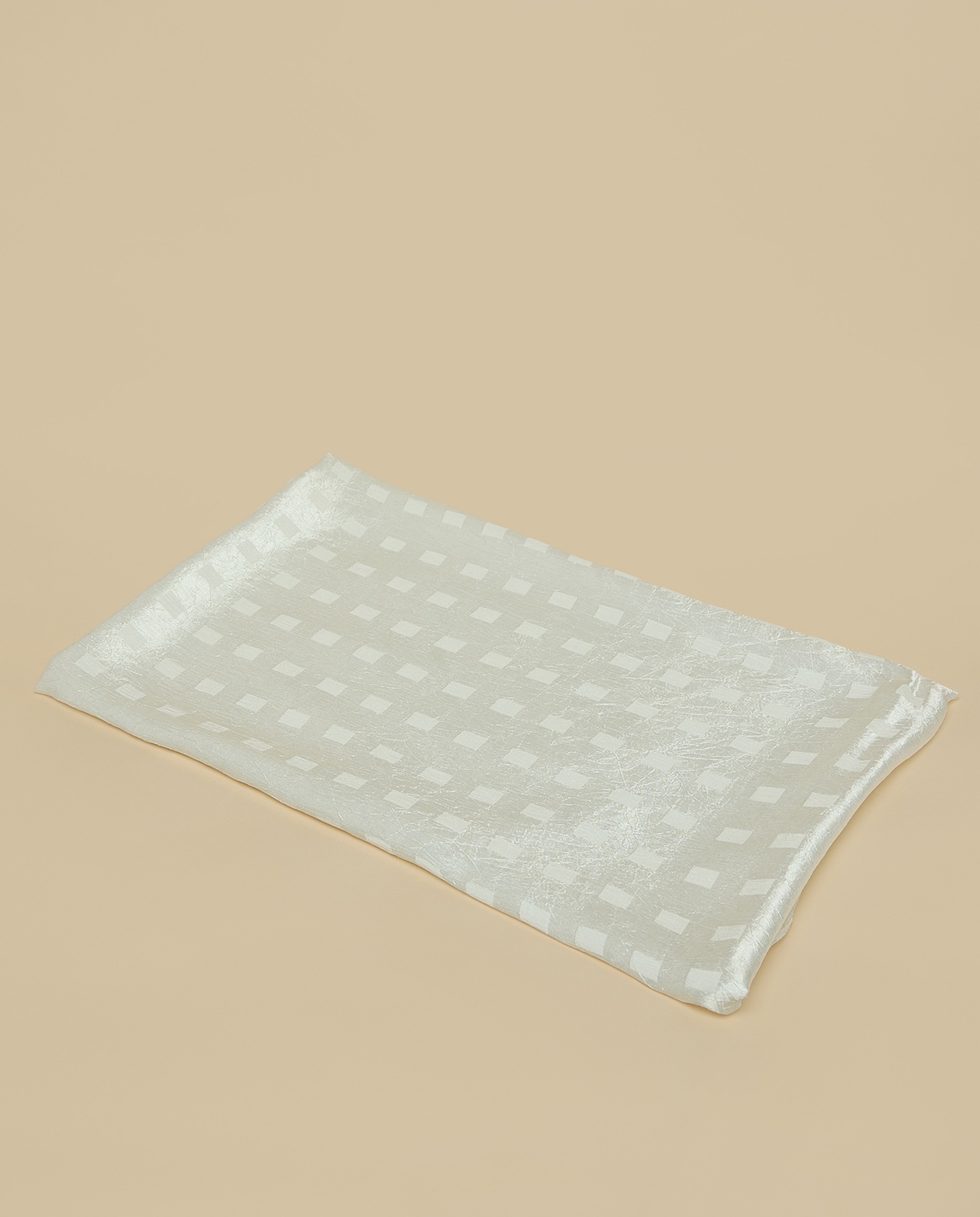 Self Patterned Scarf