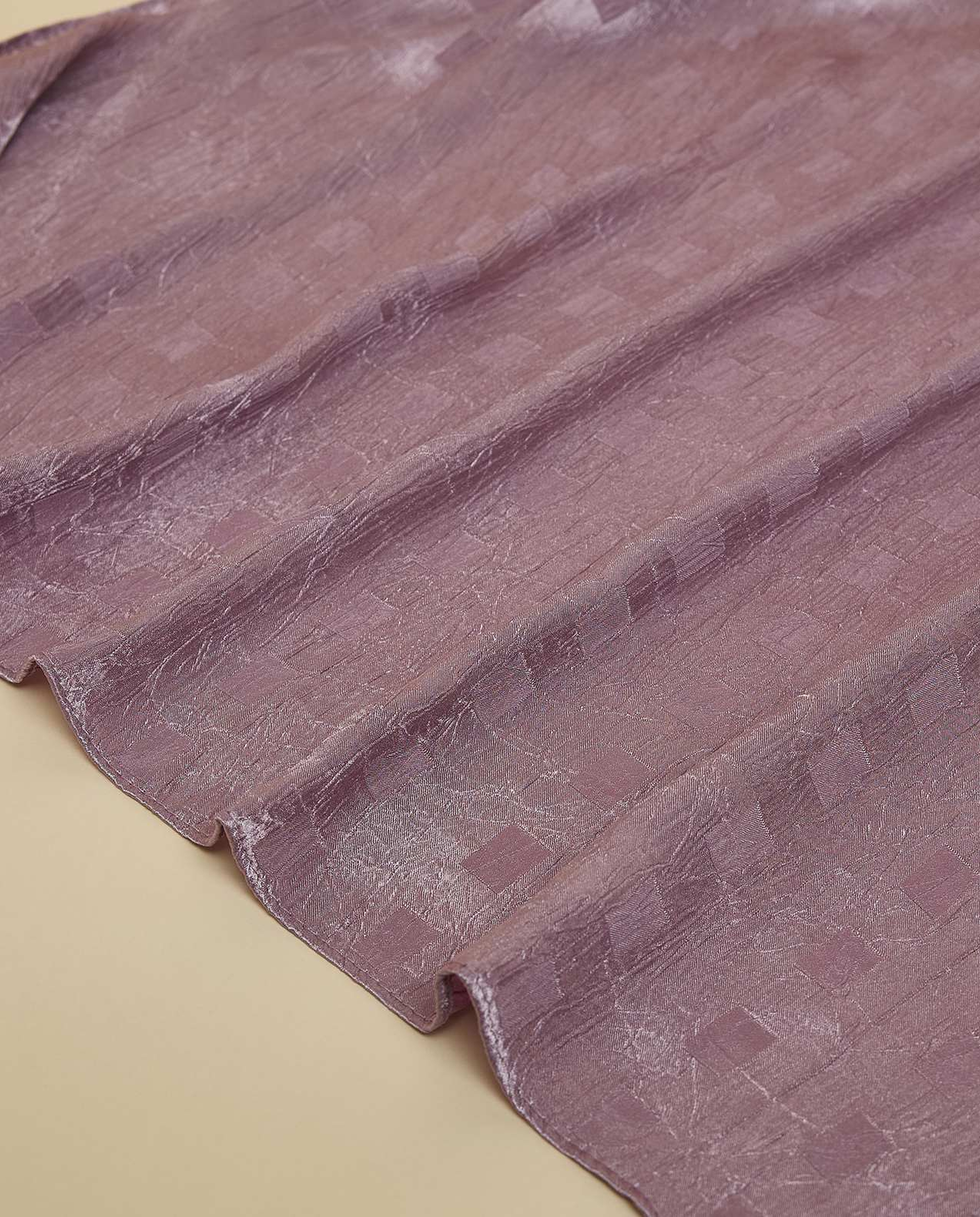 Self Patterned Scarf