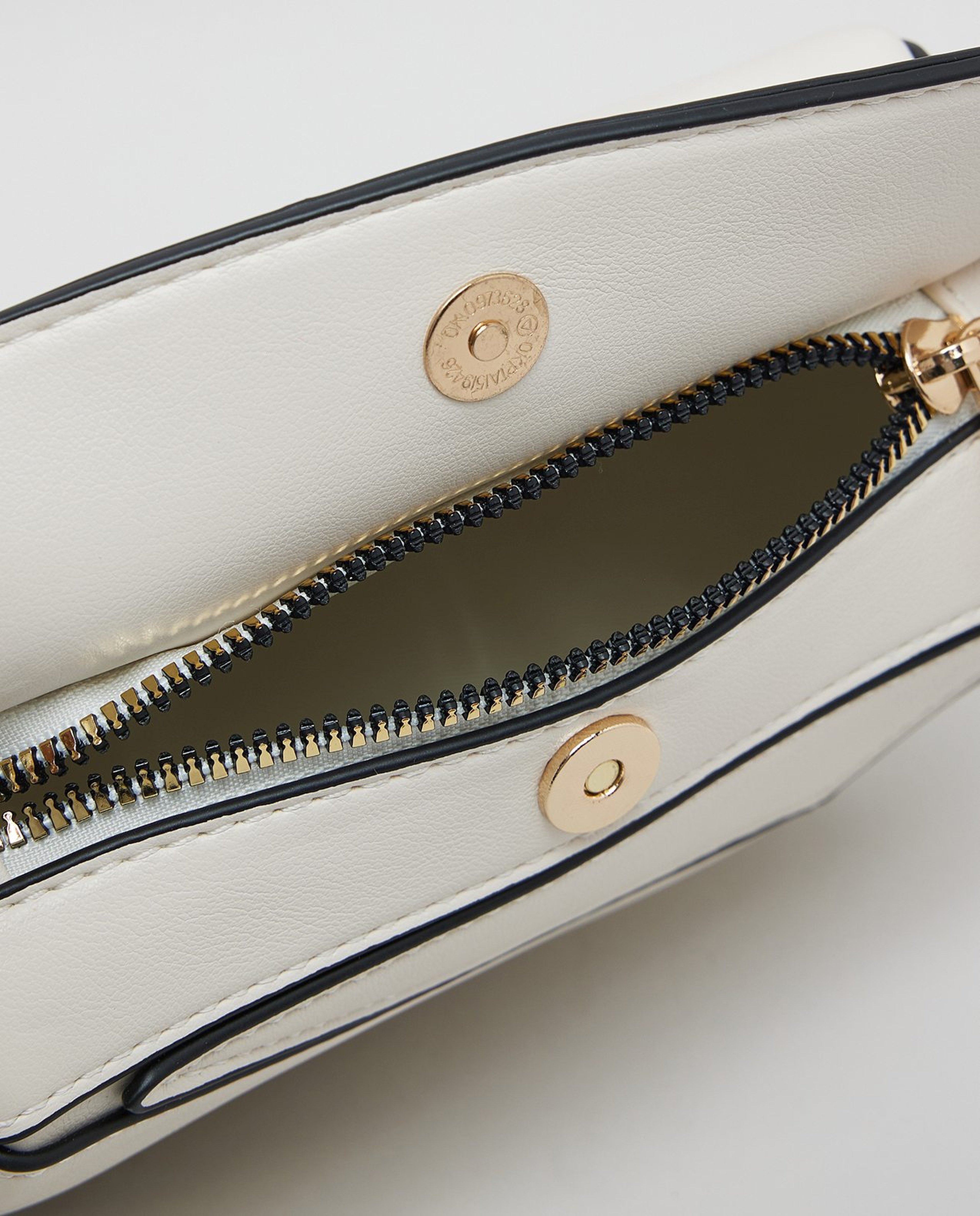 Contrast Trim Shoulder Bag