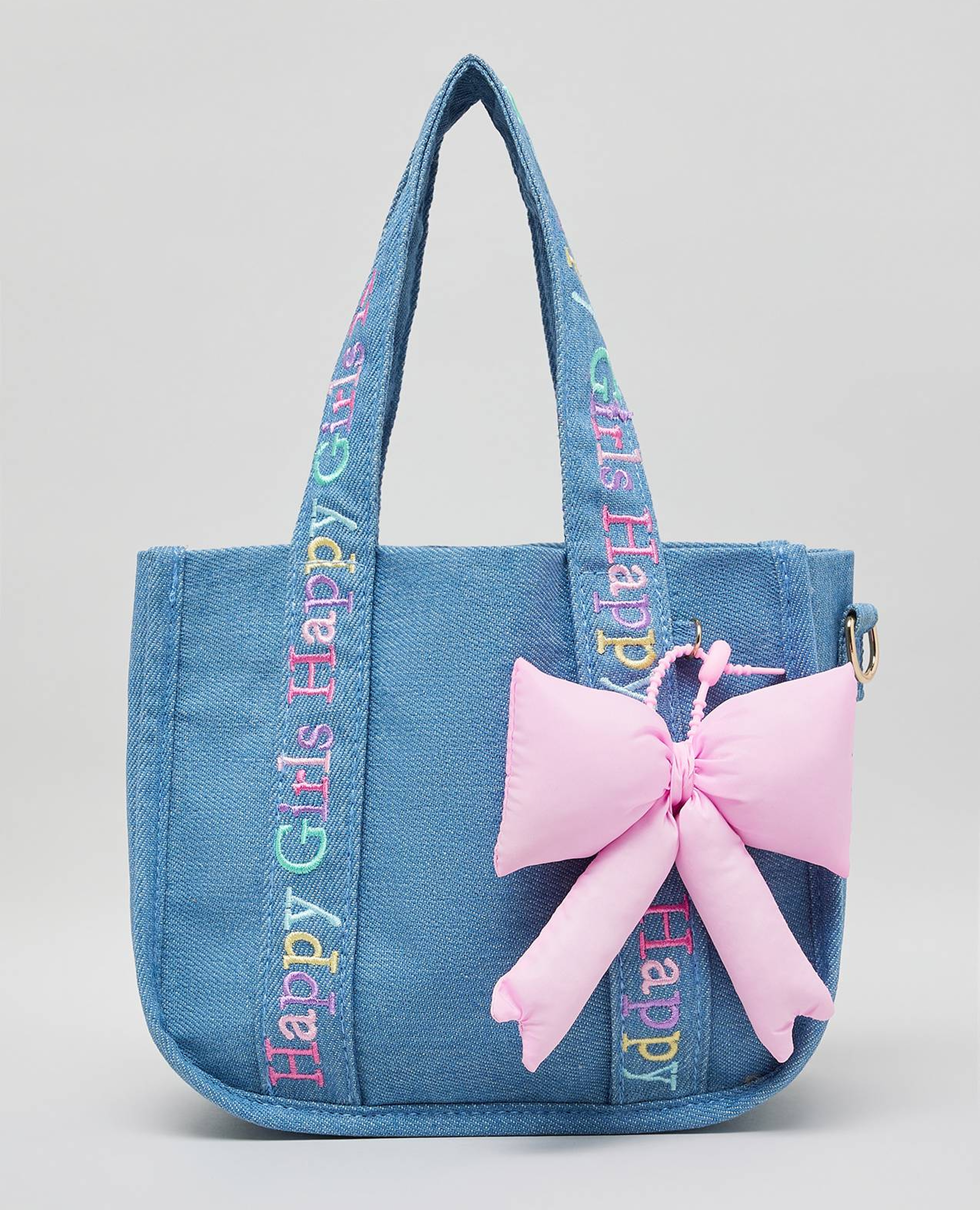 شنطة توت مطرزة