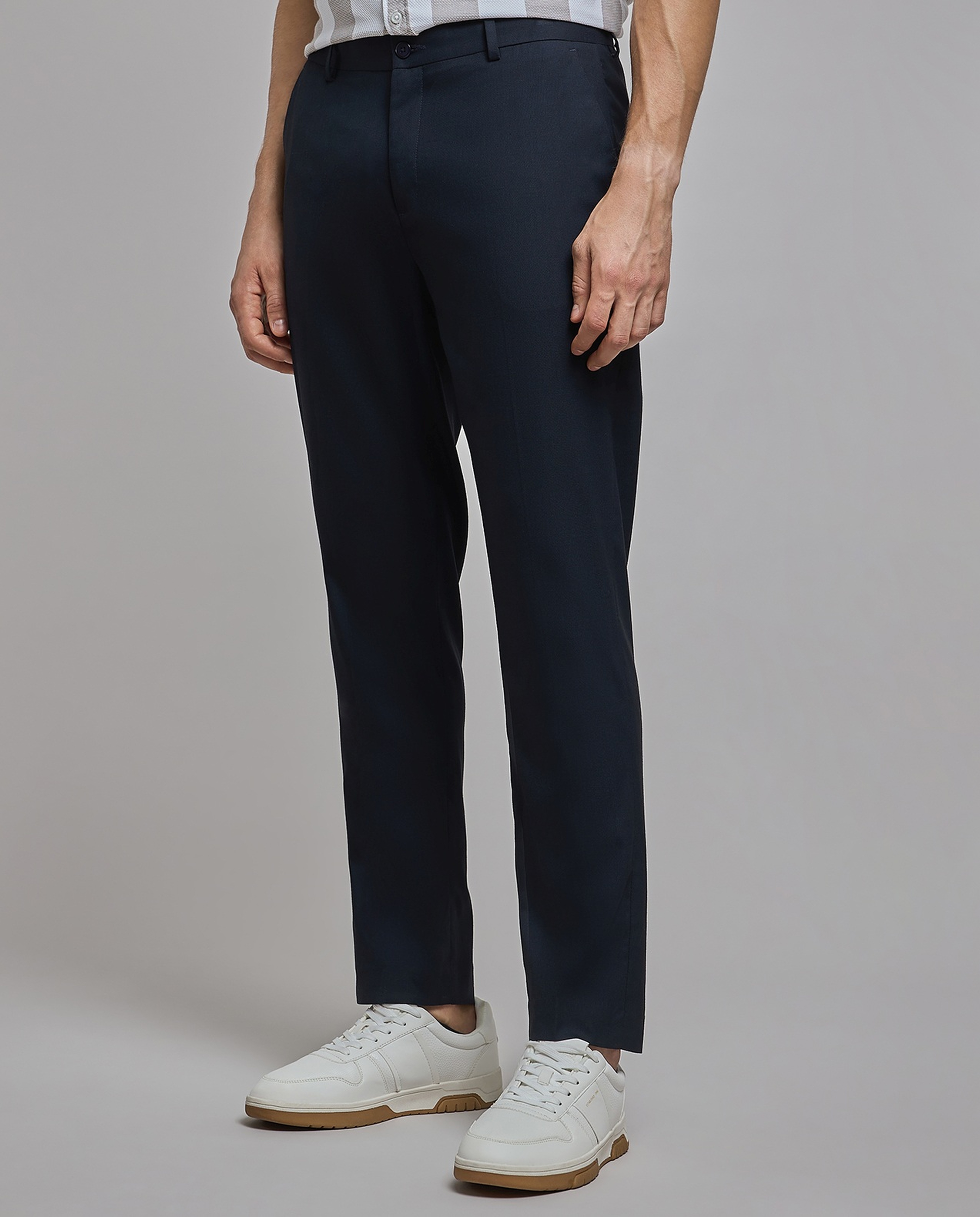 Solid Tapered Fit Trousers with Button Closure