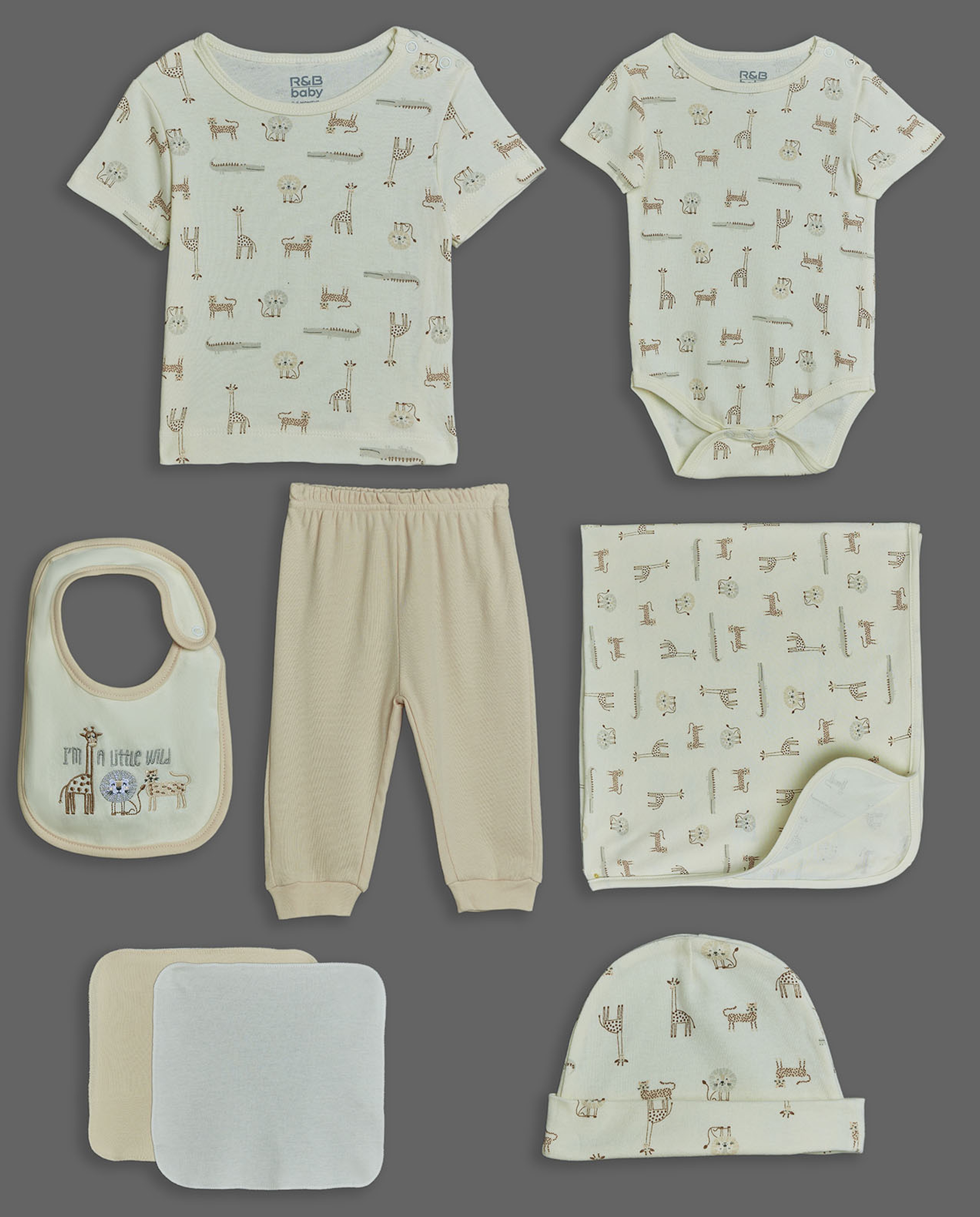 Newborn's Clothing Gift Set