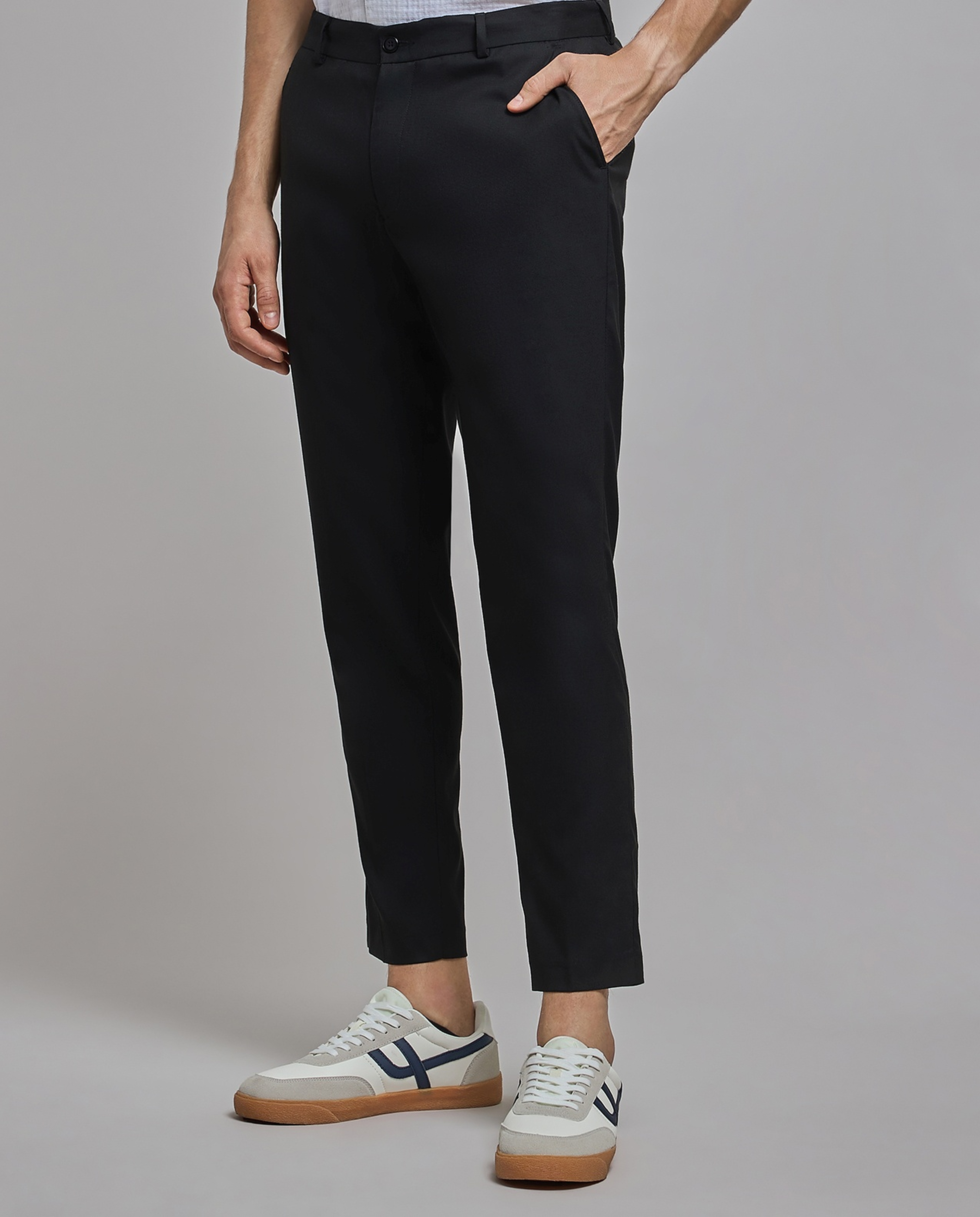 Solid Tapered Fit Trousers with Button Closure