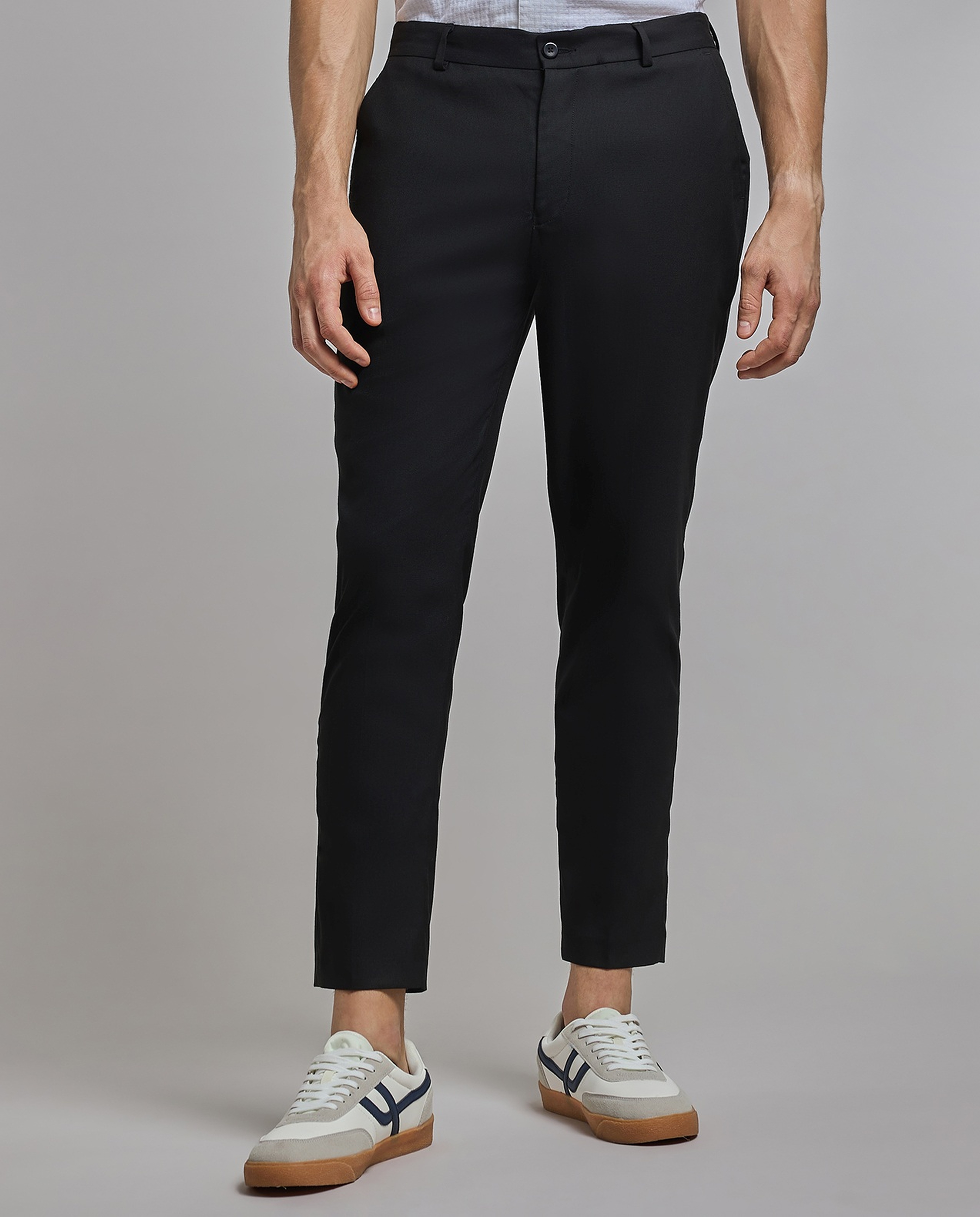 Solid Tapered Fit Trousers with Button Closure