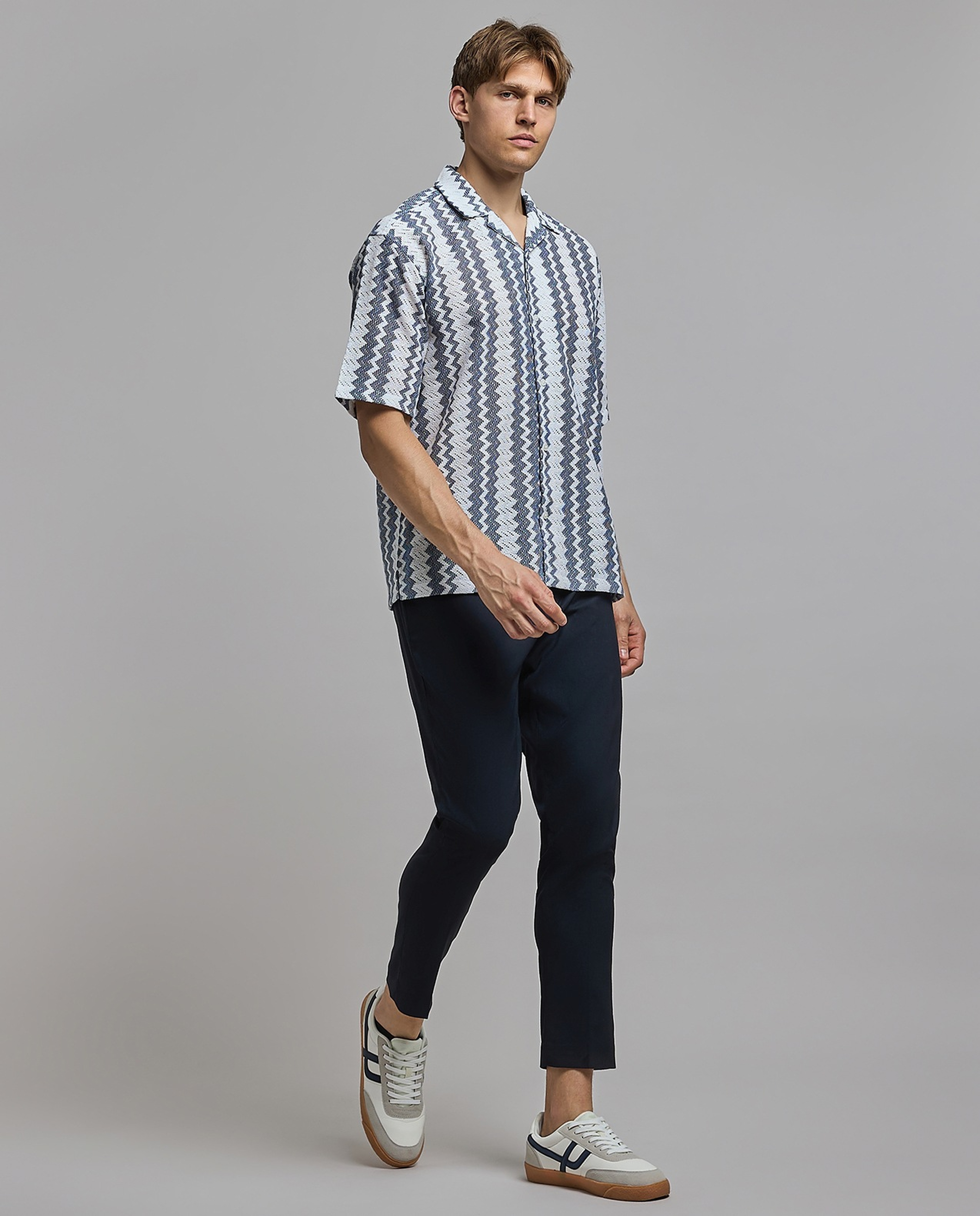 Solid Tapered Fit Trousers with Button Closure