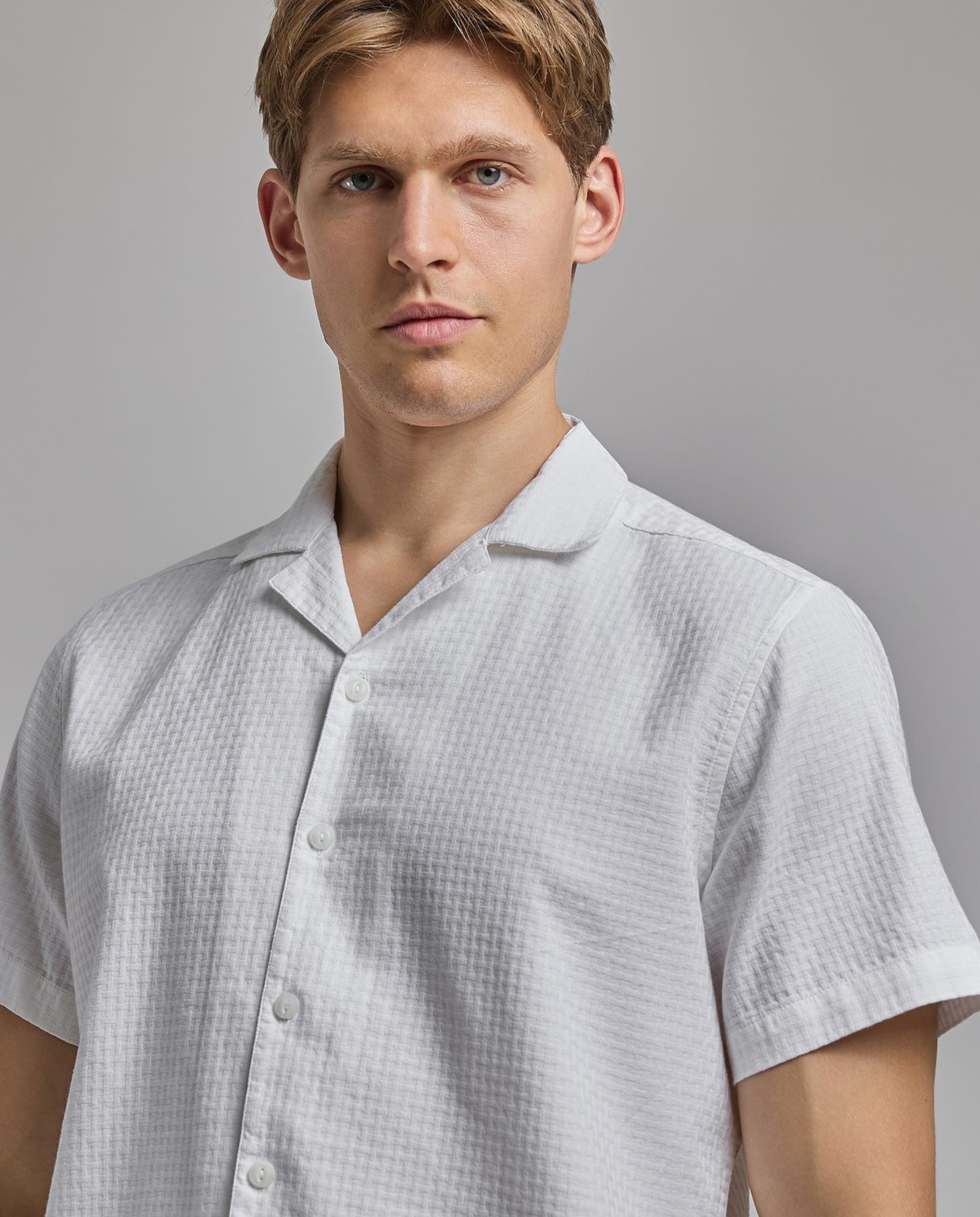 Solid Shirt with Revere Collar and Short Sleeves