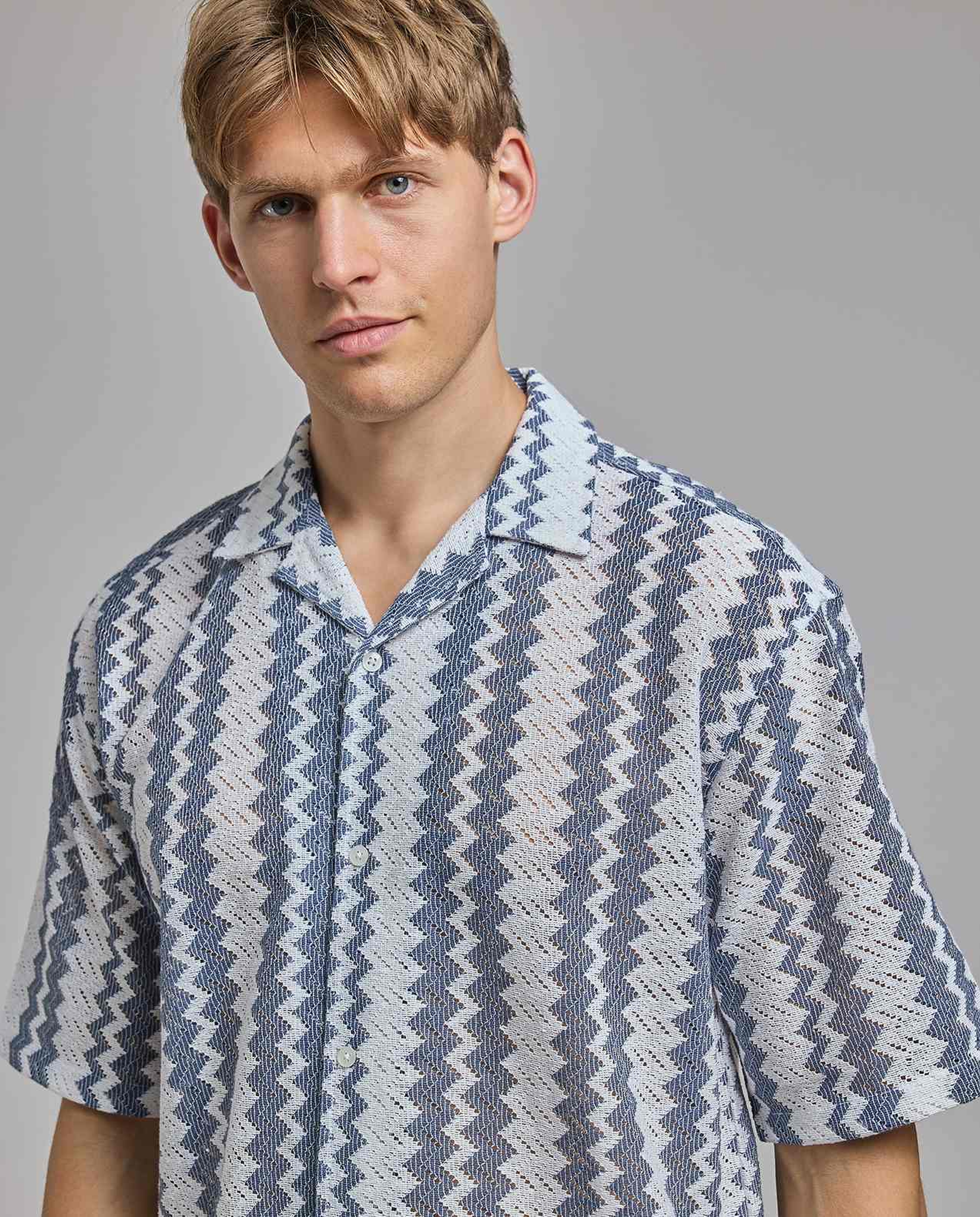 Patterned Shirt with Revere Collar and Short Sleeves