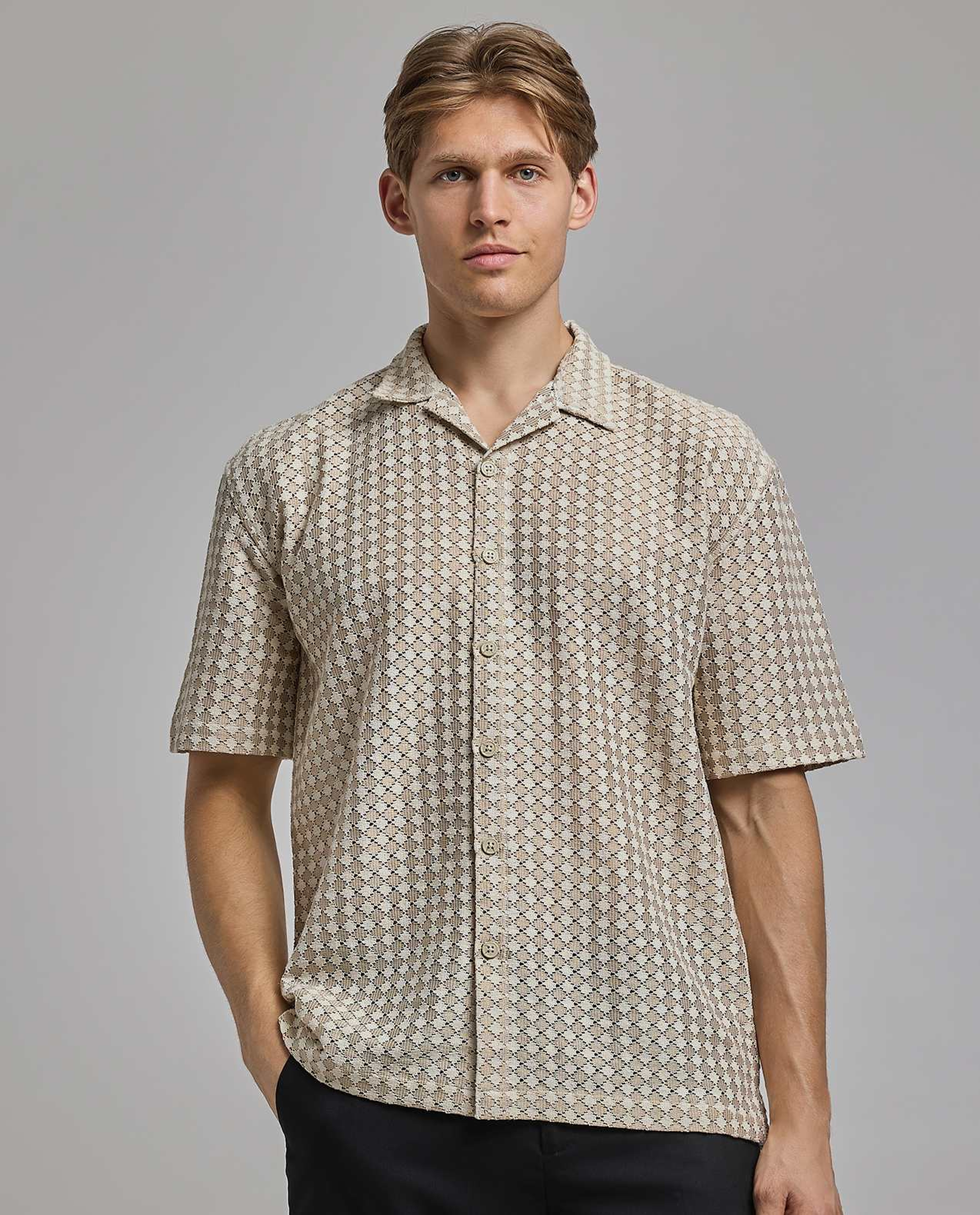 Patterned Shirt with Revere Collar and Short Sleeves