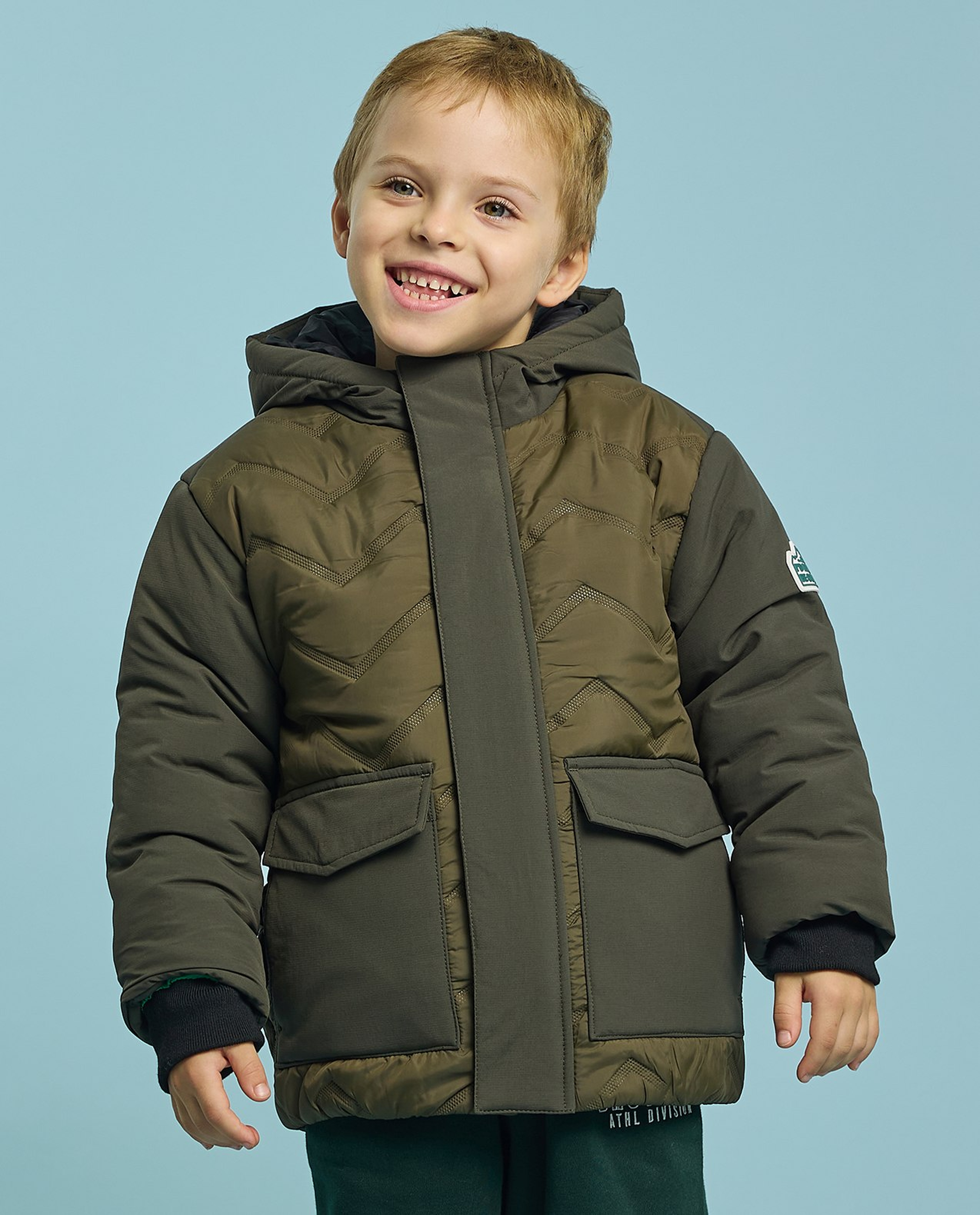 Solid Hooded Jacket with Zipper Closure