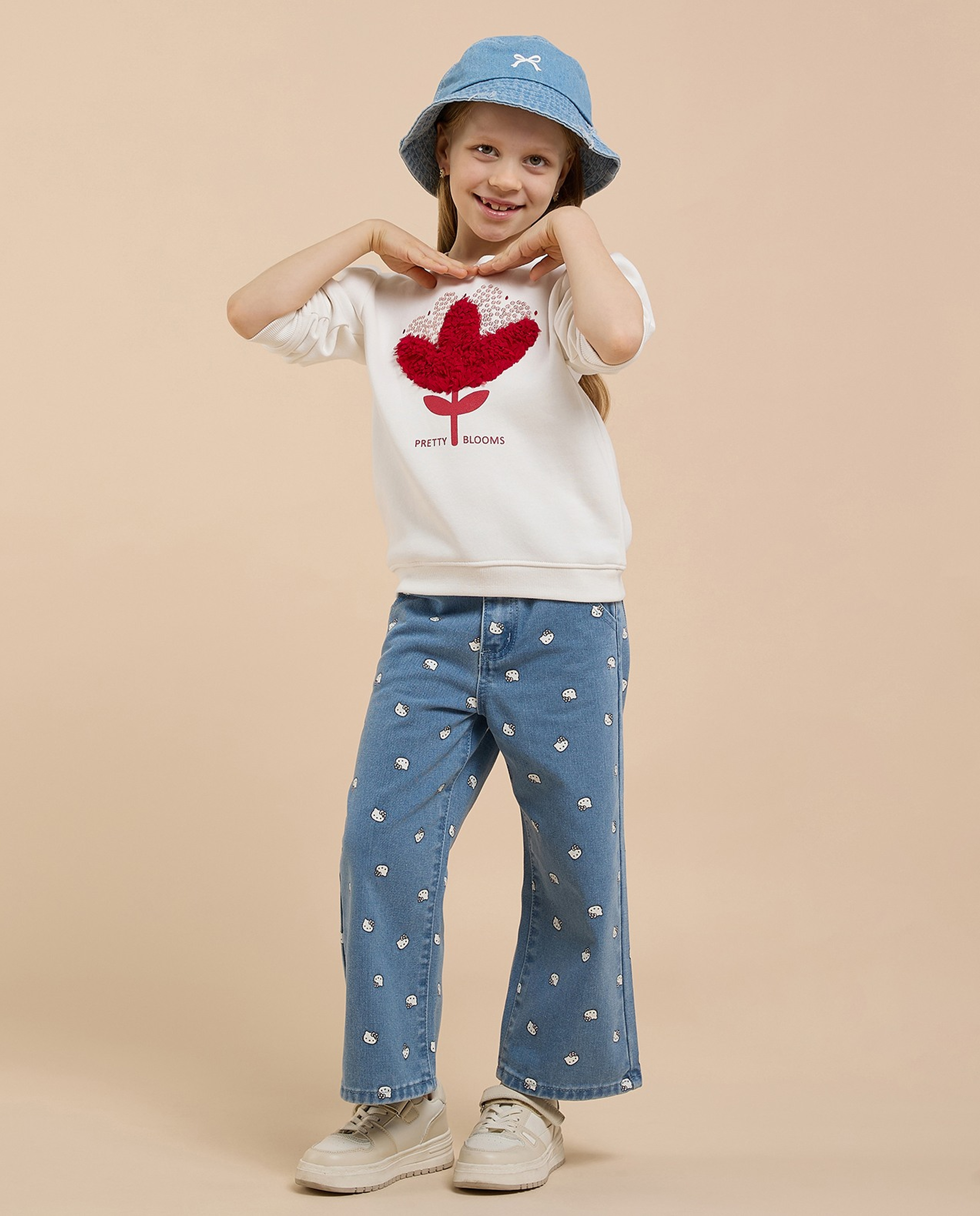 Embroidered Sweatshirt with Crew Neck and Long Sleeves