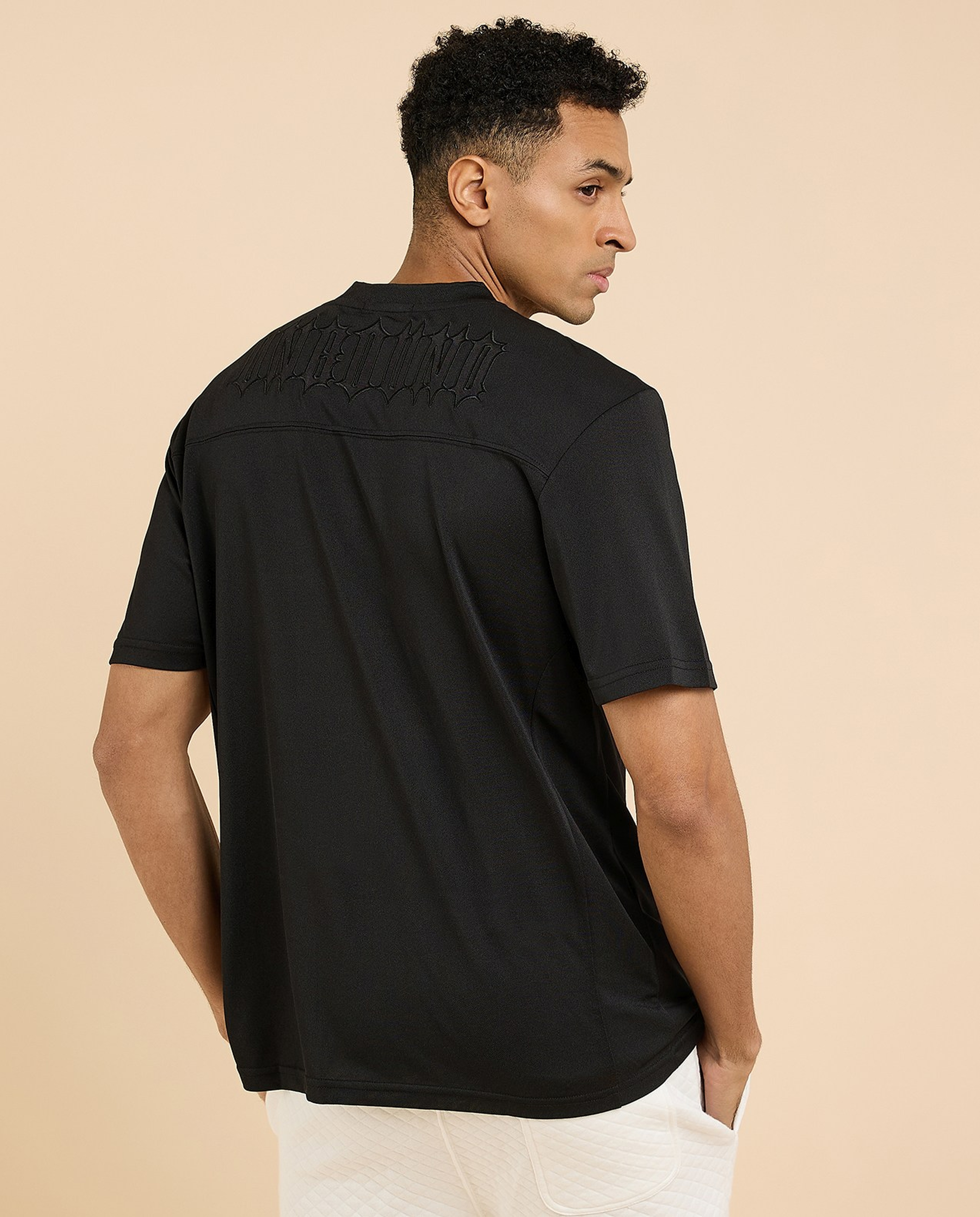 Printed Active T-Shirt with V-Neck and Short Sleeves