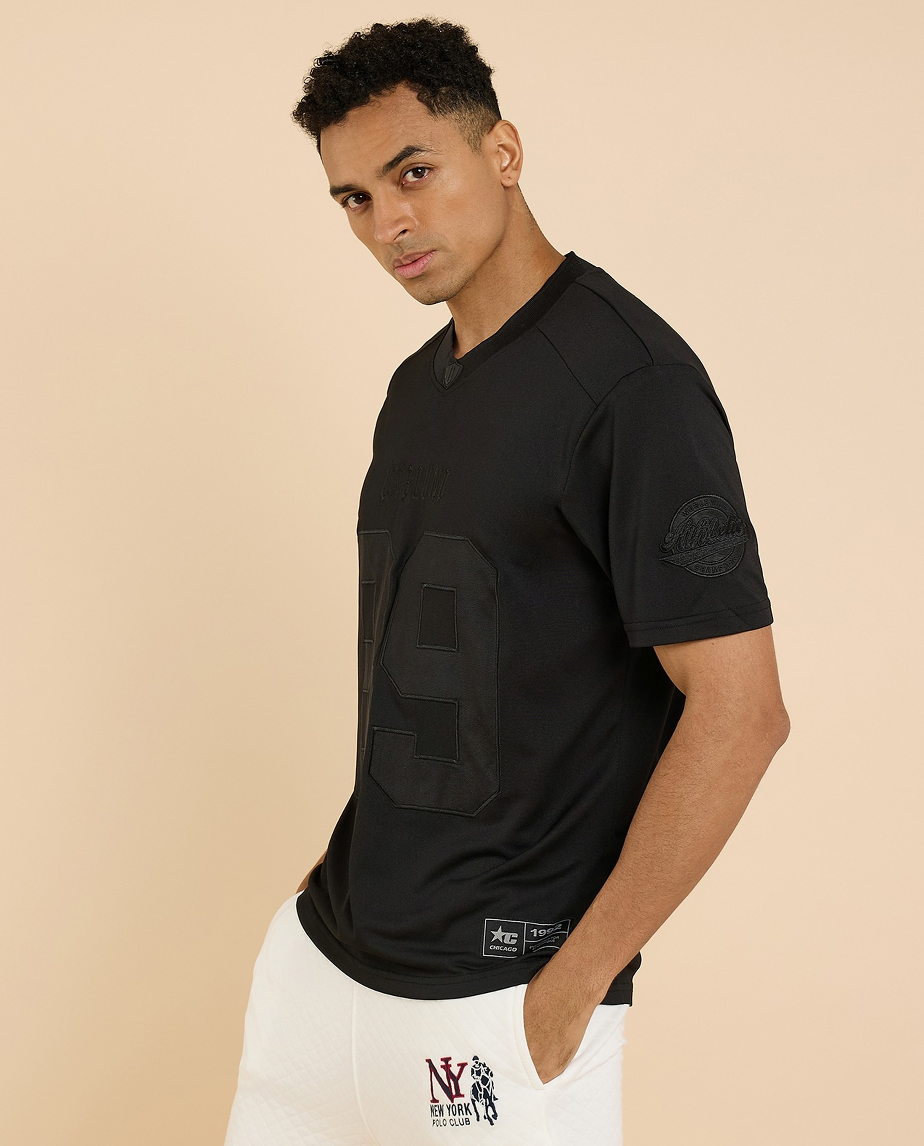Printed Active T-Shirt with V-Neck and Short Sleeves