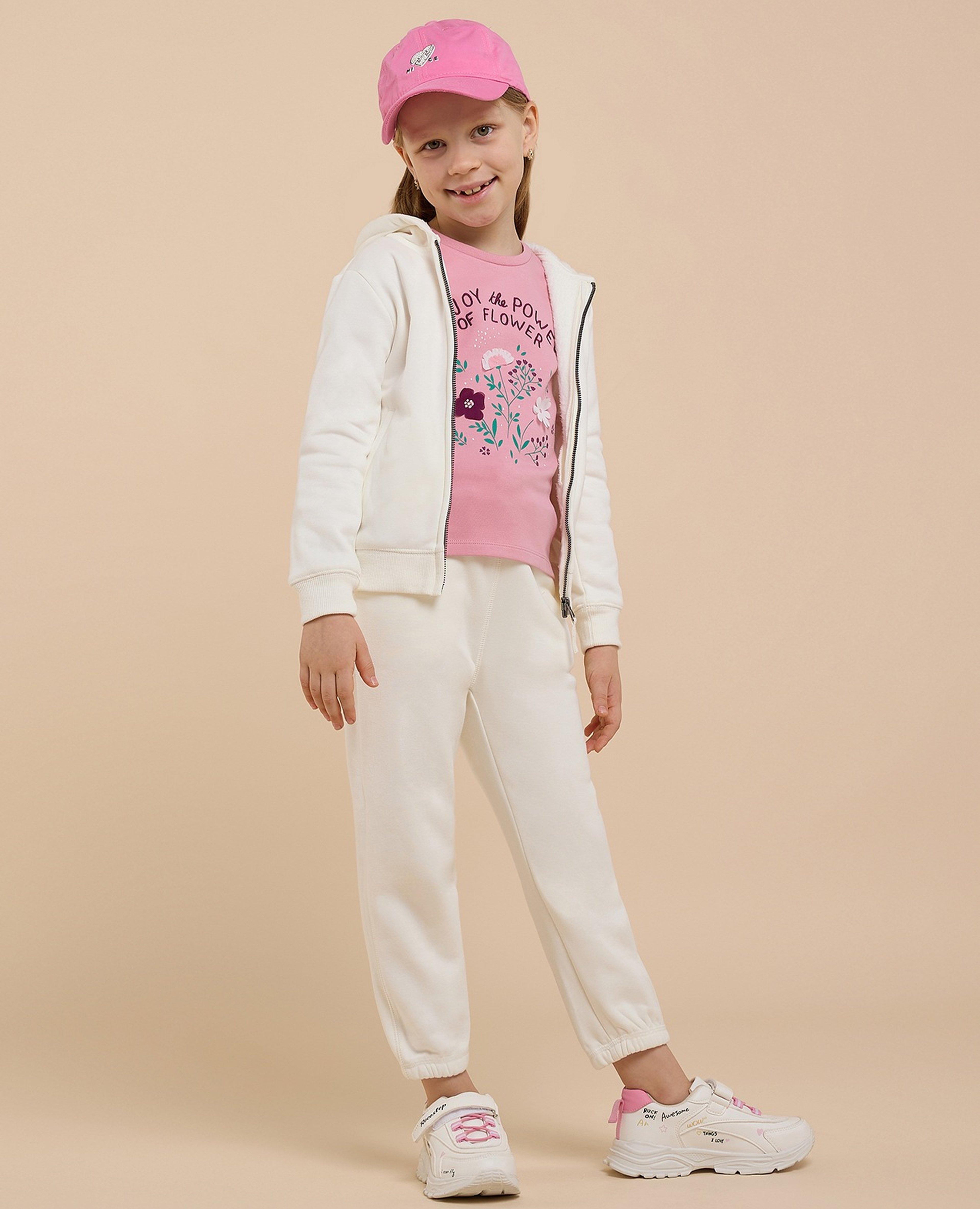 طقم ملابس بهودي