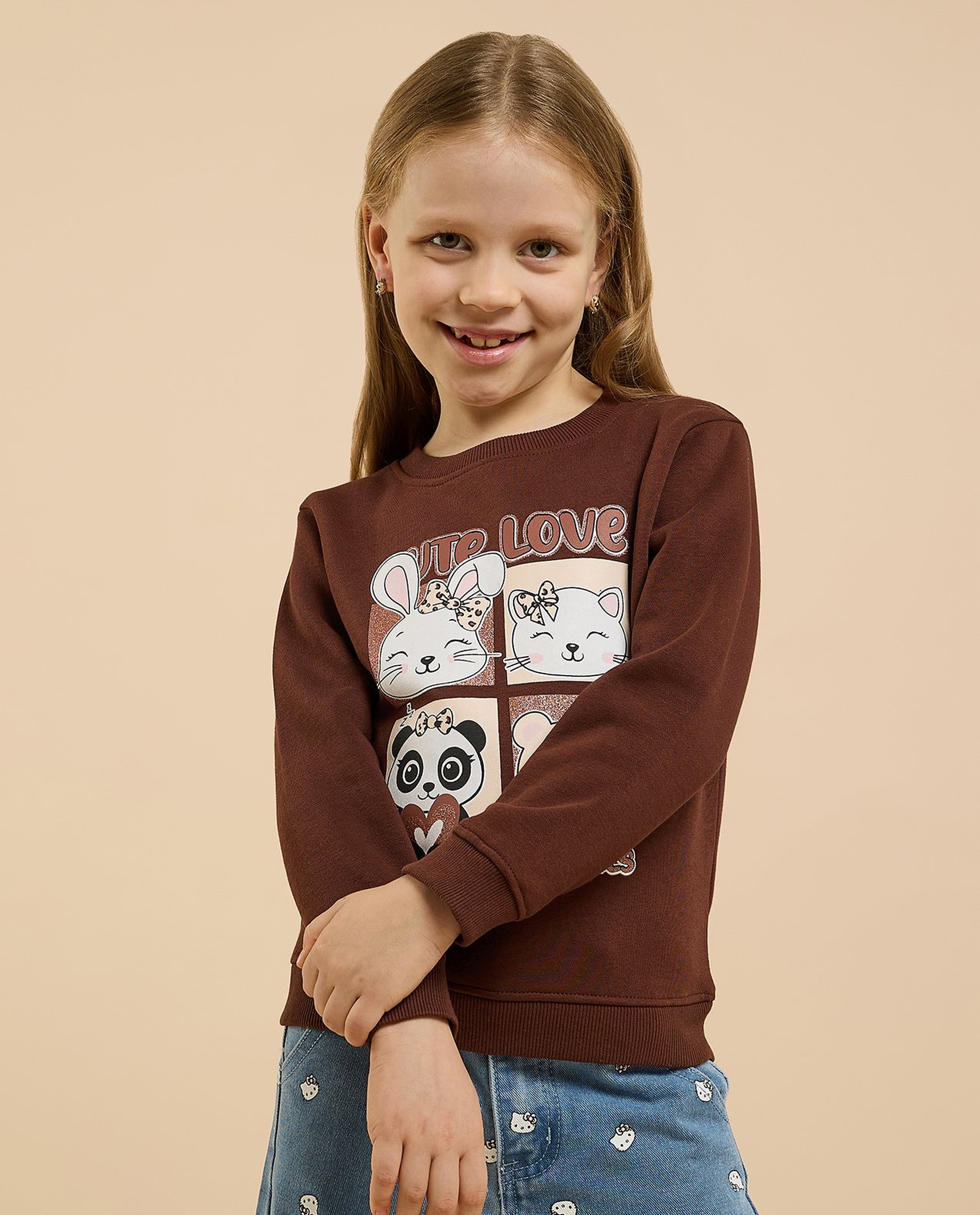 Graphic Print Sweatshirt with Crew Neck and Long Sleeves