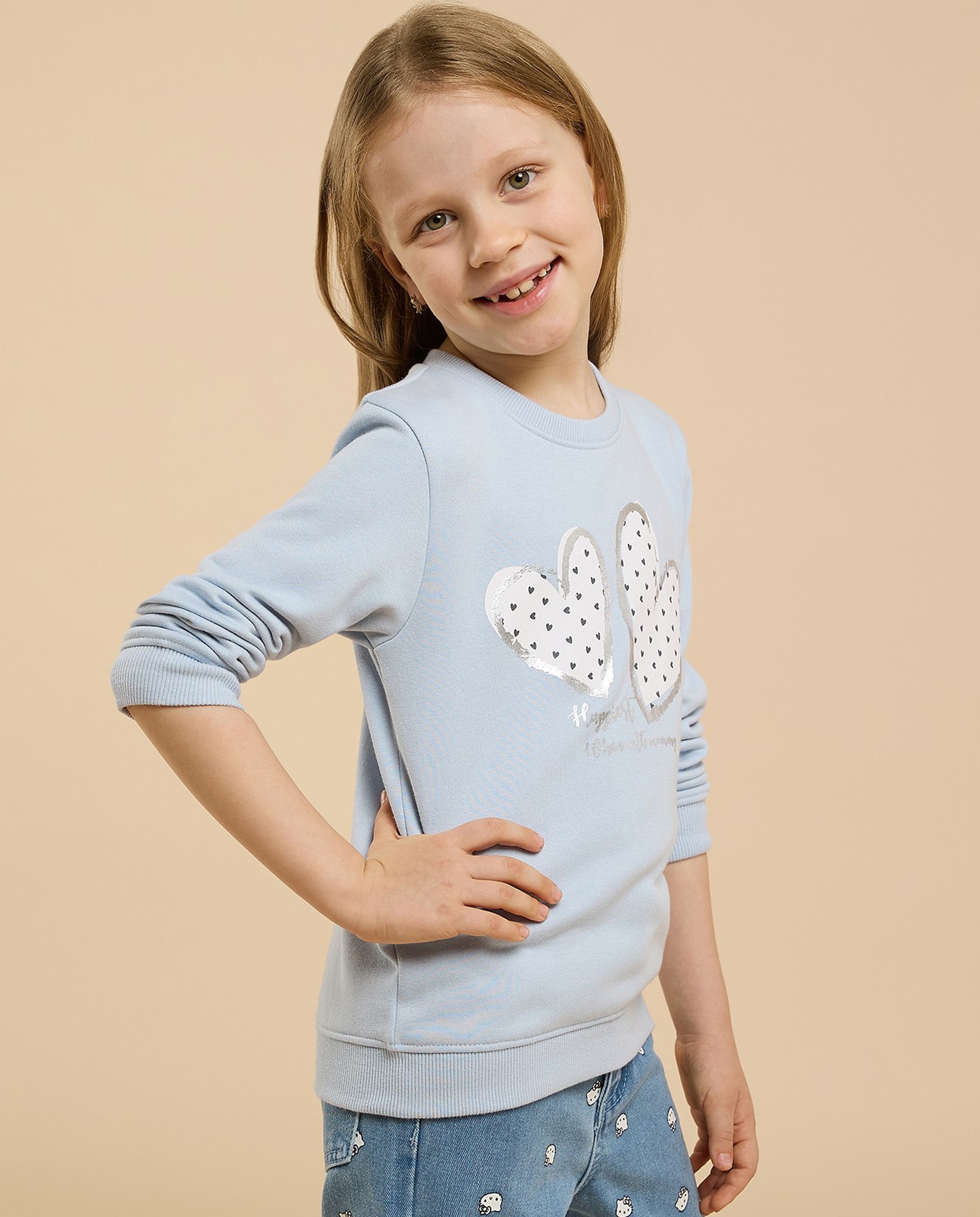 Graphic Print Sweatshirt with Crew Neck and Long Sleeves