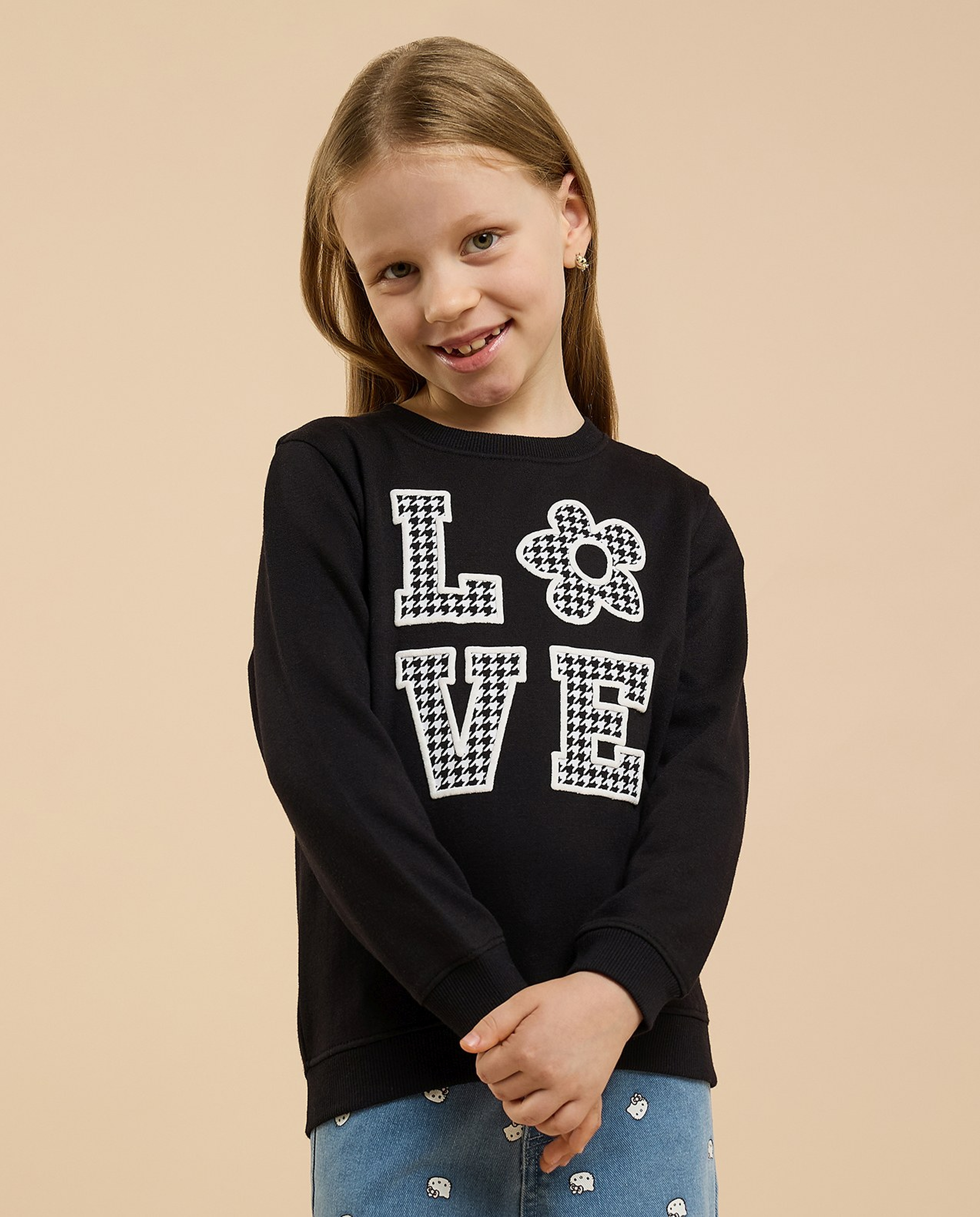 Appliqued Sweatshirt with Crew Neck and Long Sleeves
