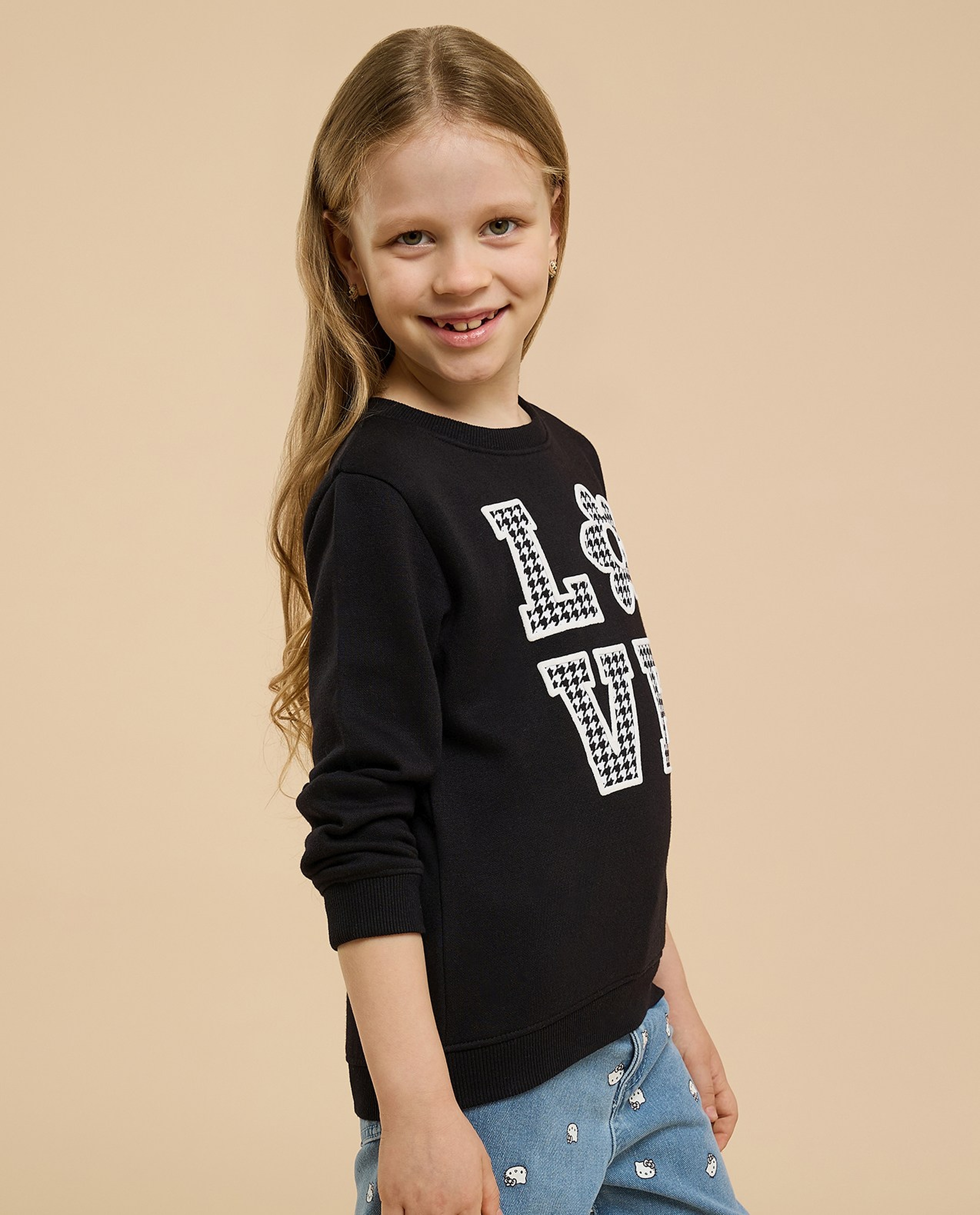 Appliqued Sweatshirt with Crew Neck and Long Sleeves