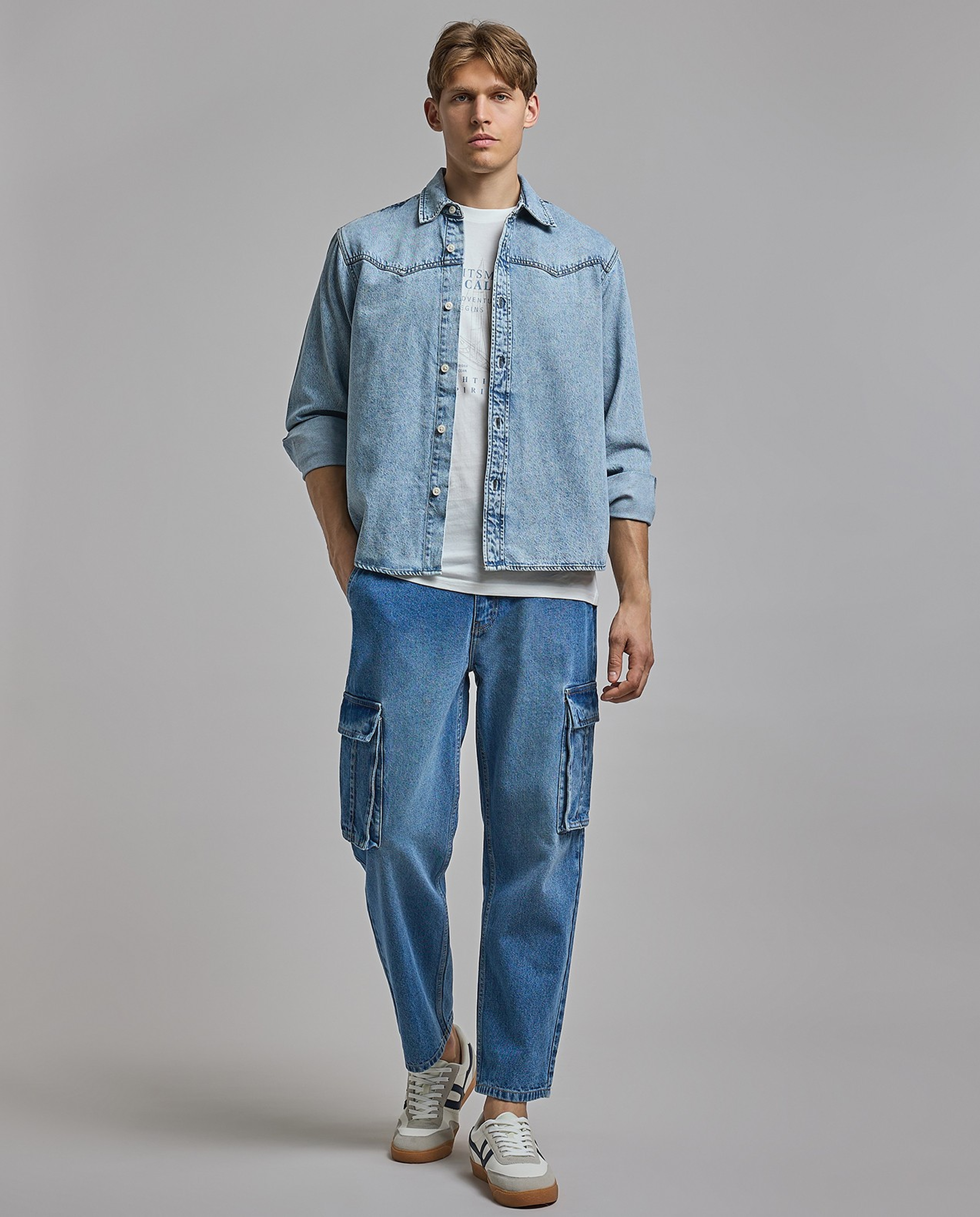 Faded Denim Shirt with Classic Collar and Long Sleeves