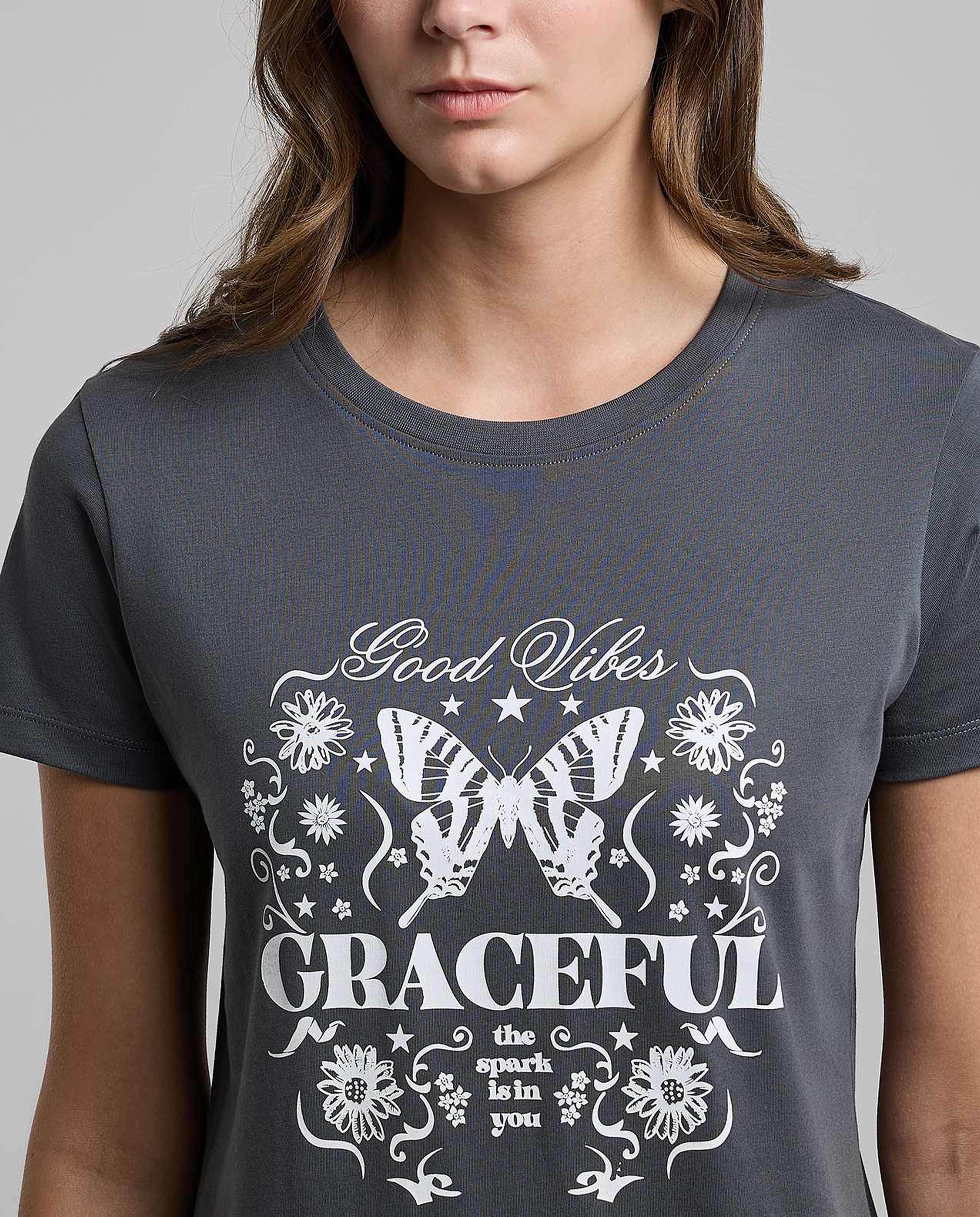 Graphic Print T-Shirt with Crew Neck and Short Sleeves