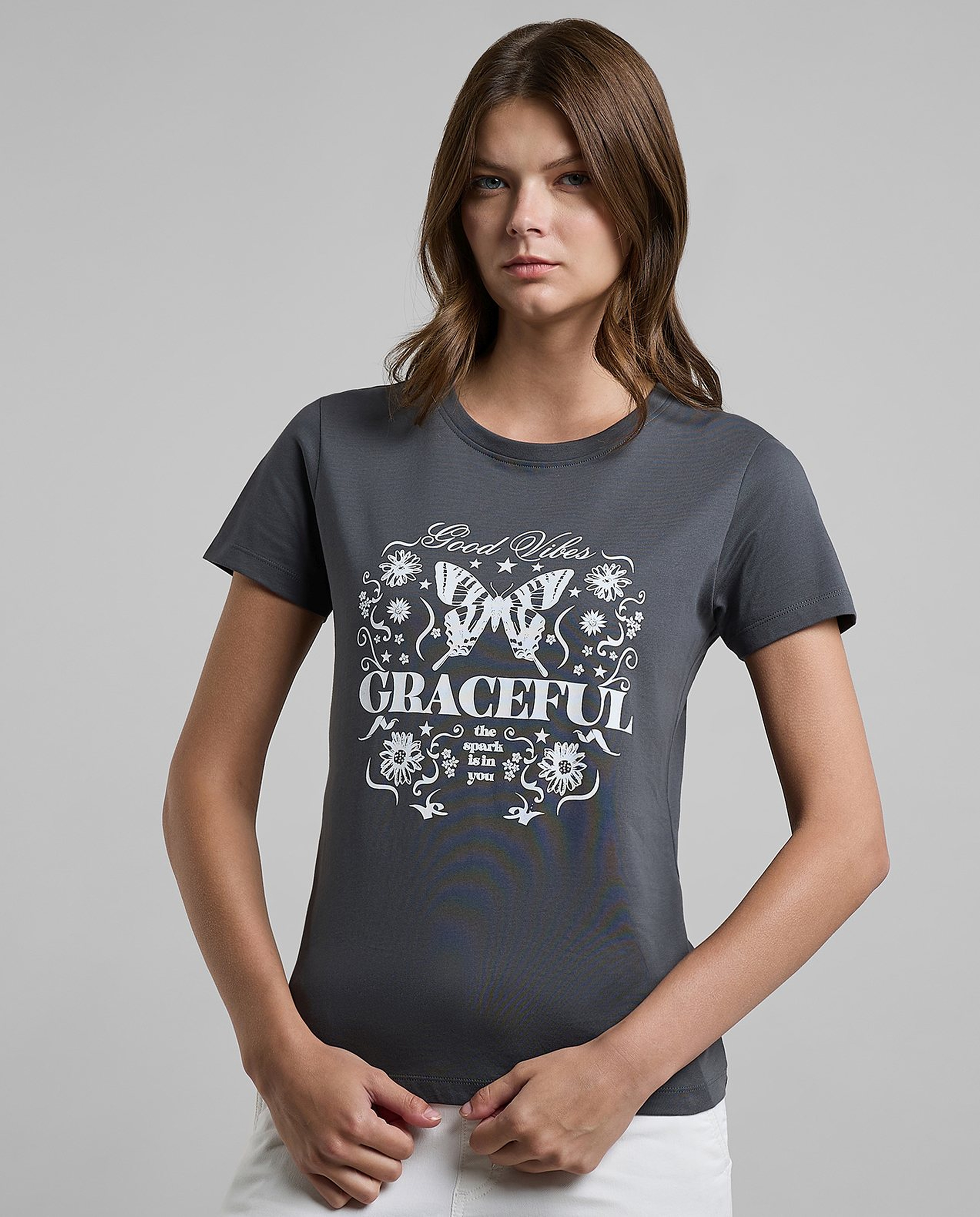 Graphic Print T-Shirt with Crew Neck and Short Sleeves
