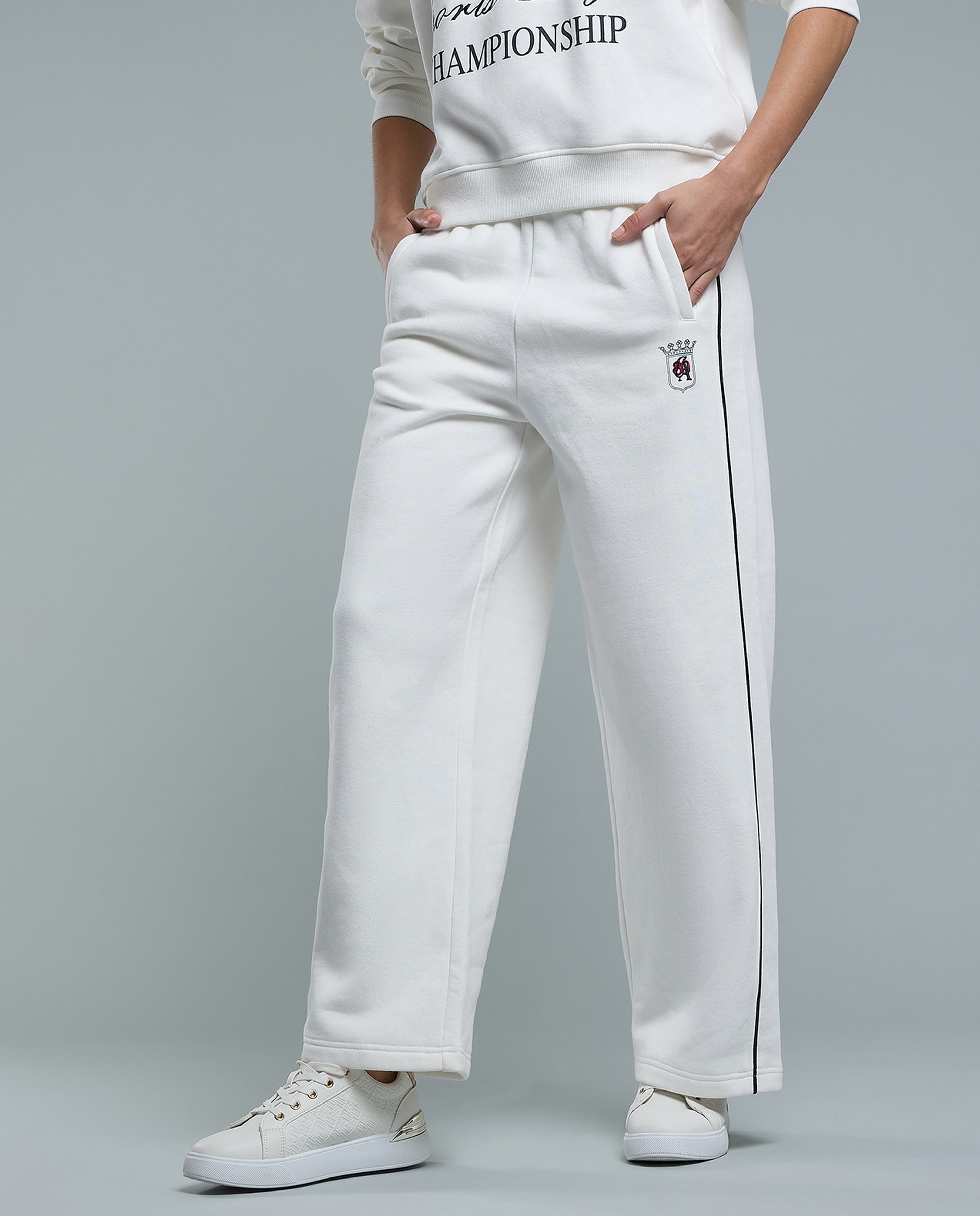 Embroidery Detail Sweatpants with Elastic Waist