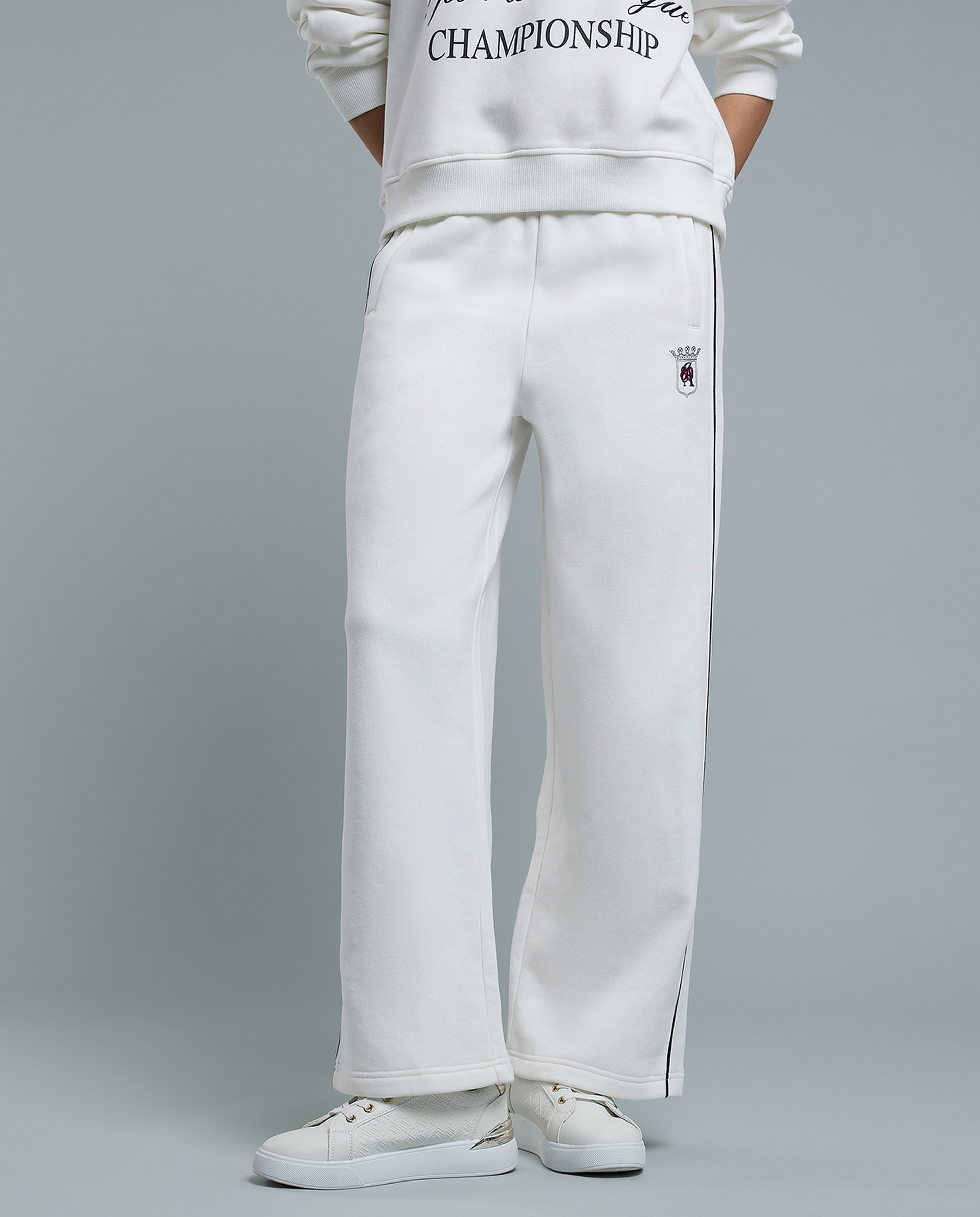 Embroidery Detail Sweatpants with Elastic Waist