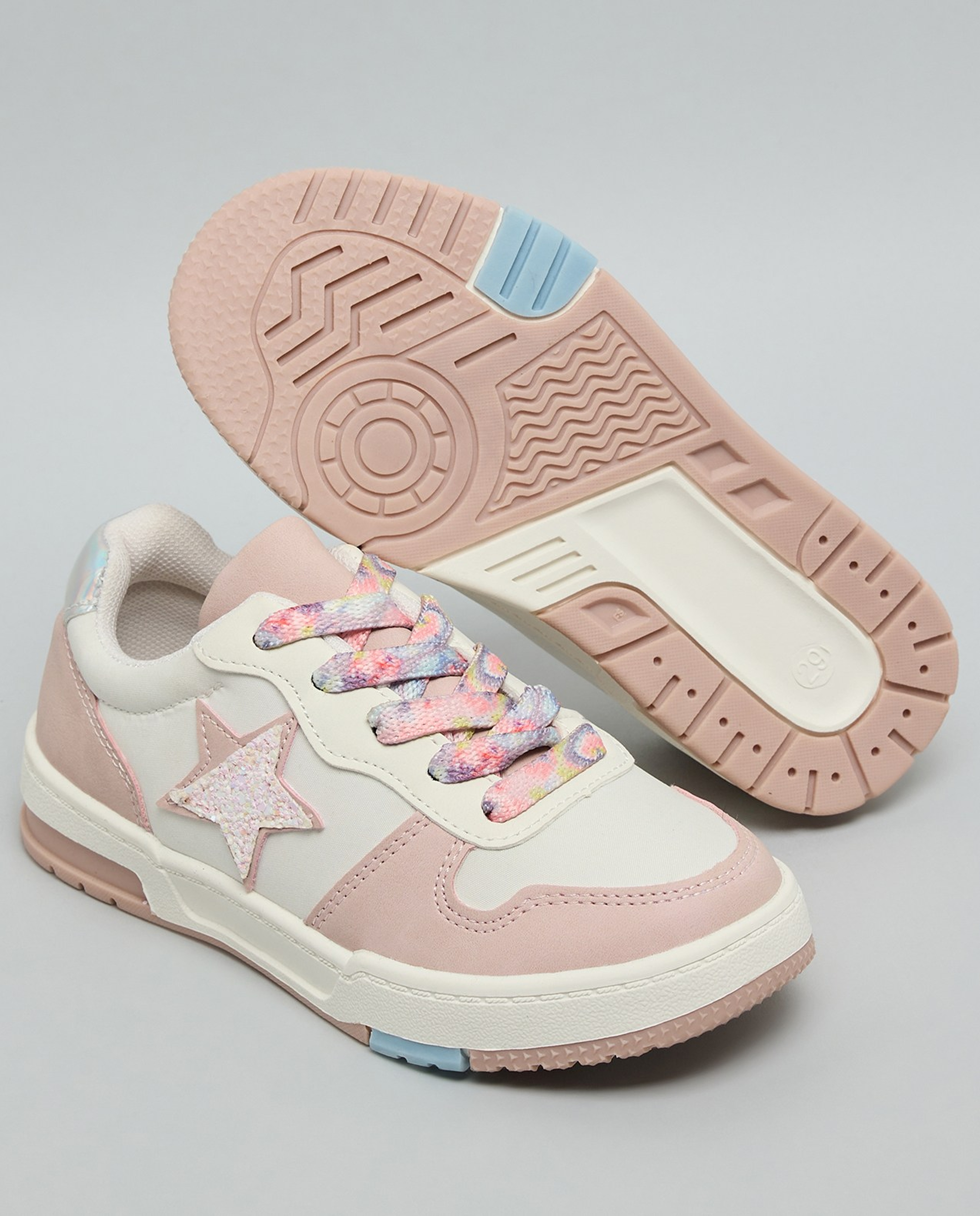 Color Block Lace Up Sneakers