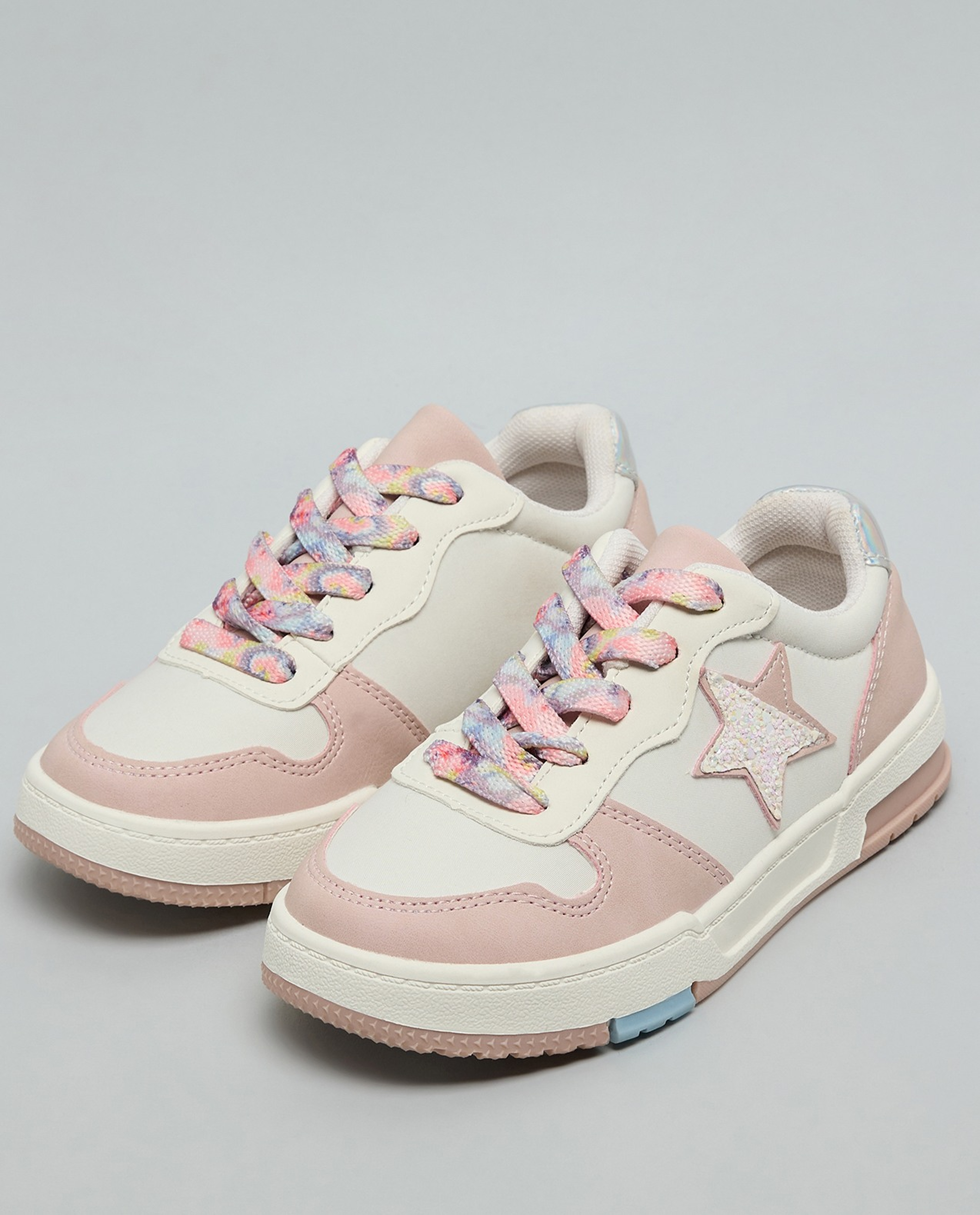 Color Block Lace Up Sneakers