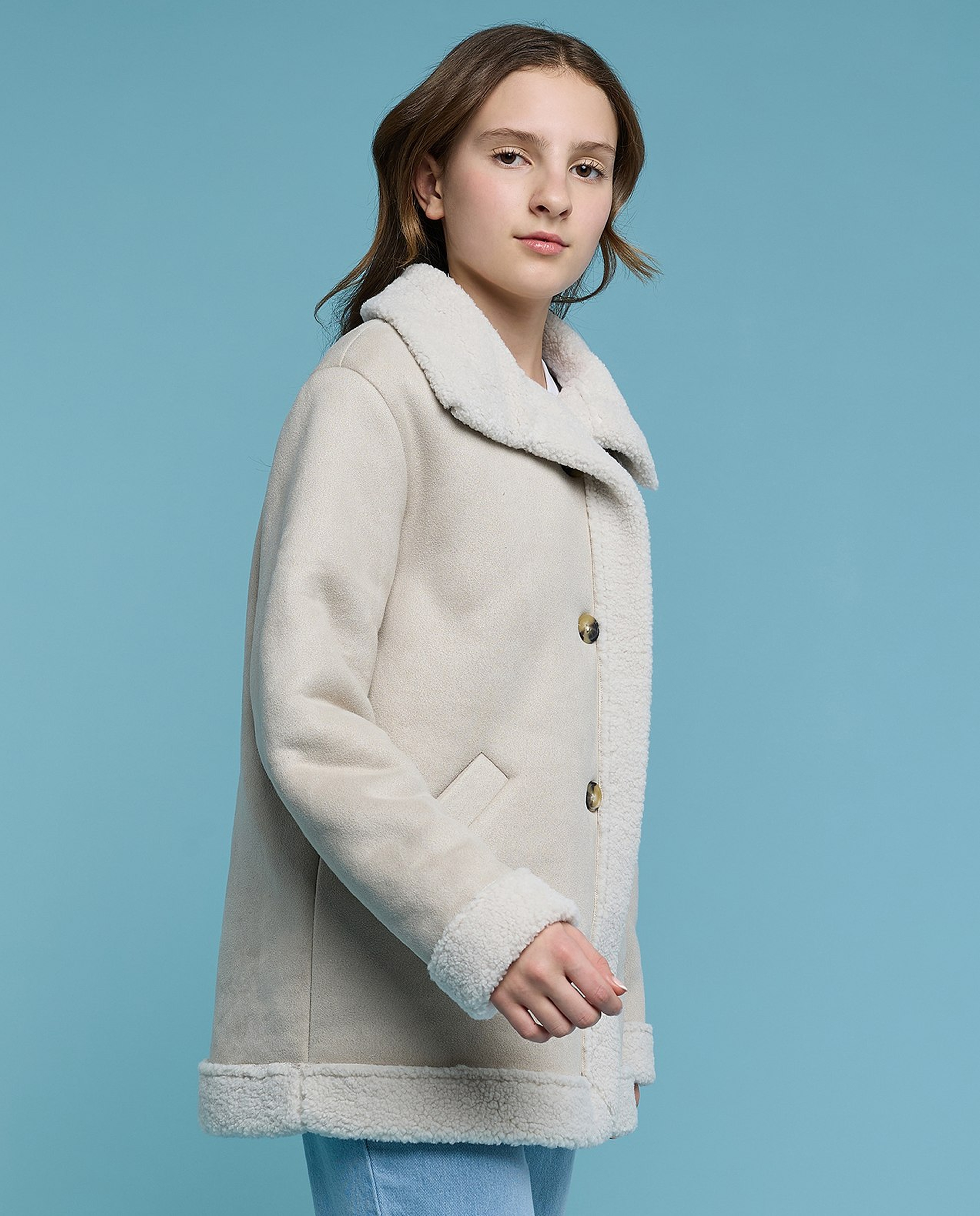 جاكيت شيربا بياقة وكم طويل