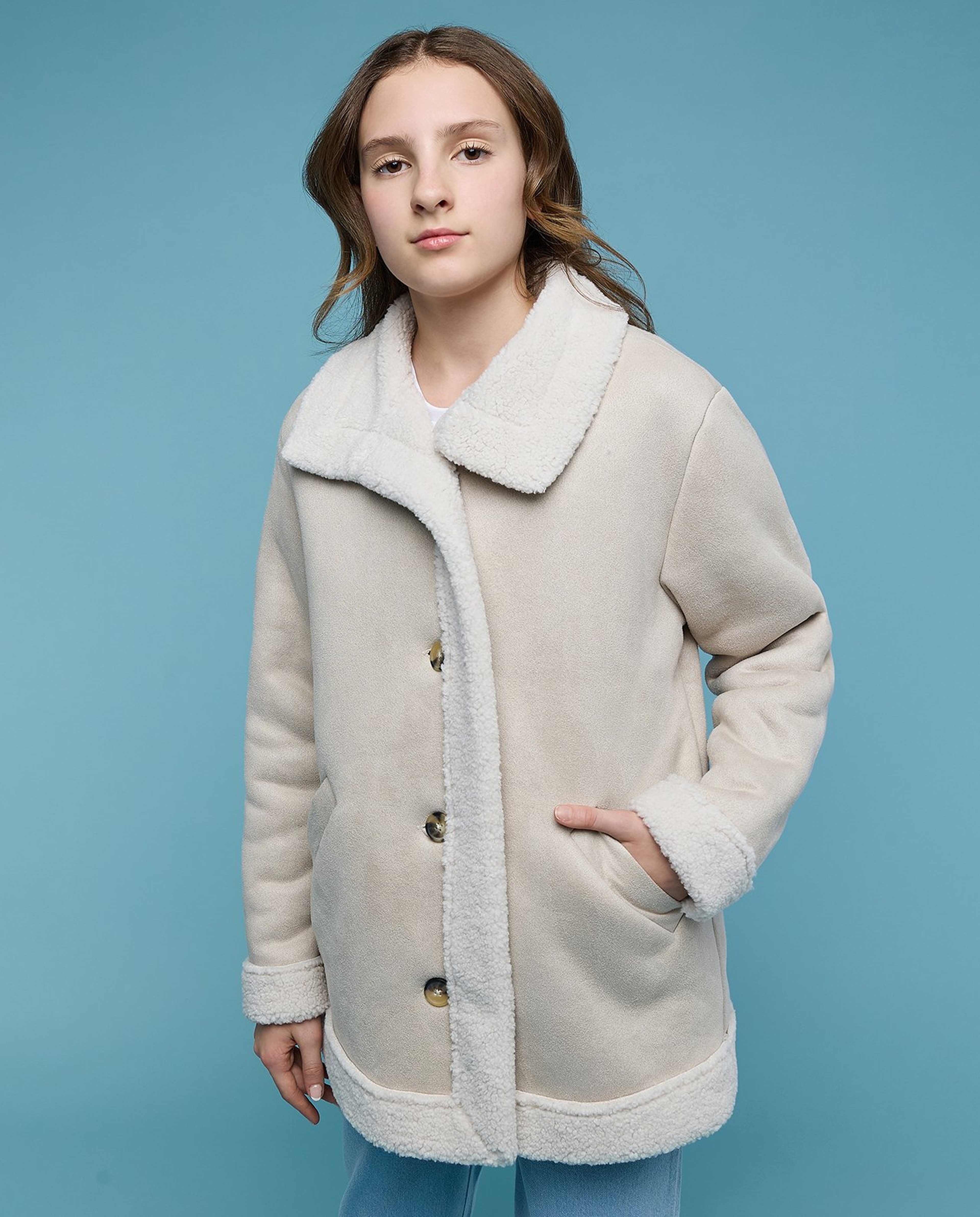 جاكيت شيربا بياقة وكم طويل