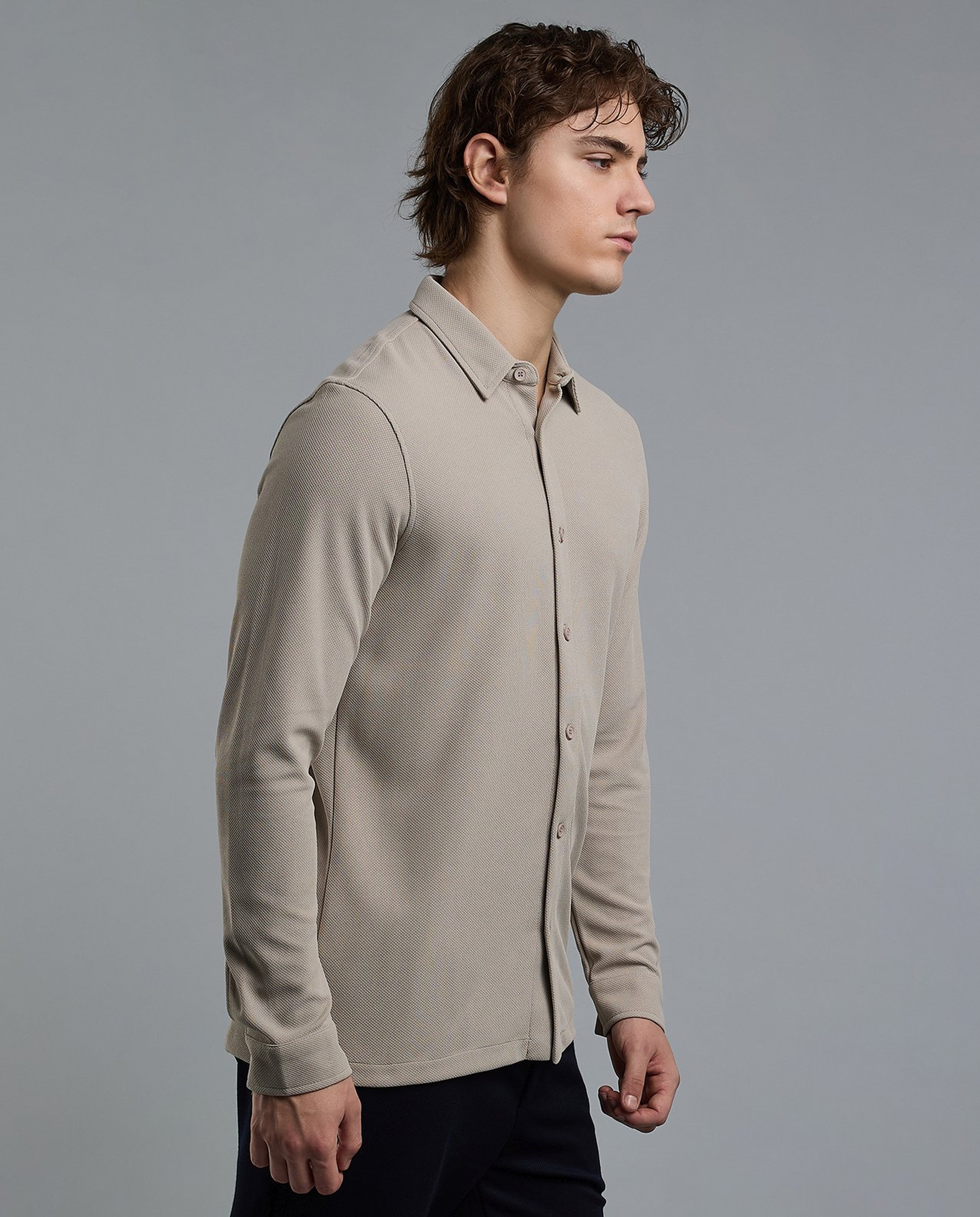 Solid Shirt with Classic Collar and Long Sleeves