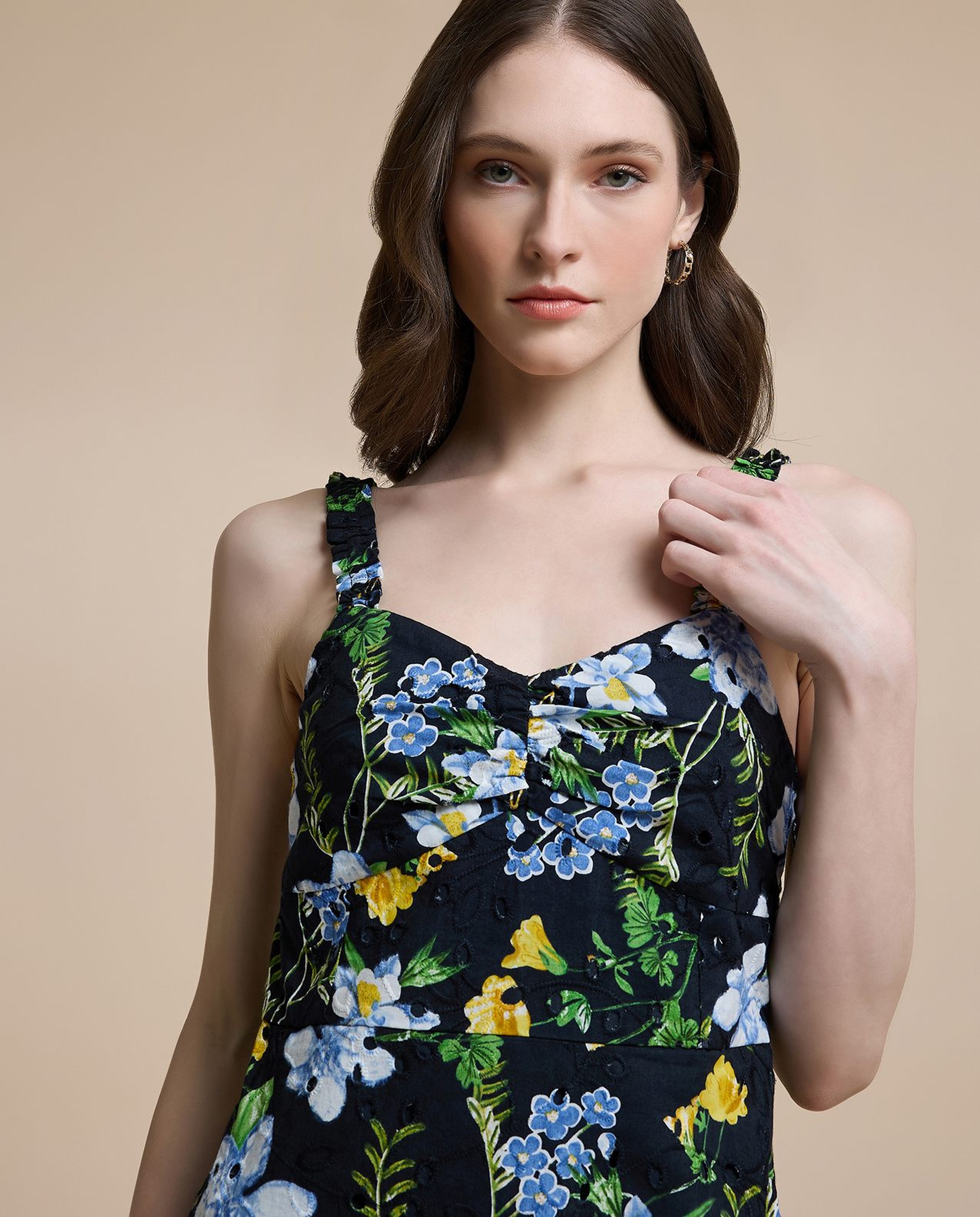 Floral Print Sleeveless Midi Dress with Sweatheart Neck