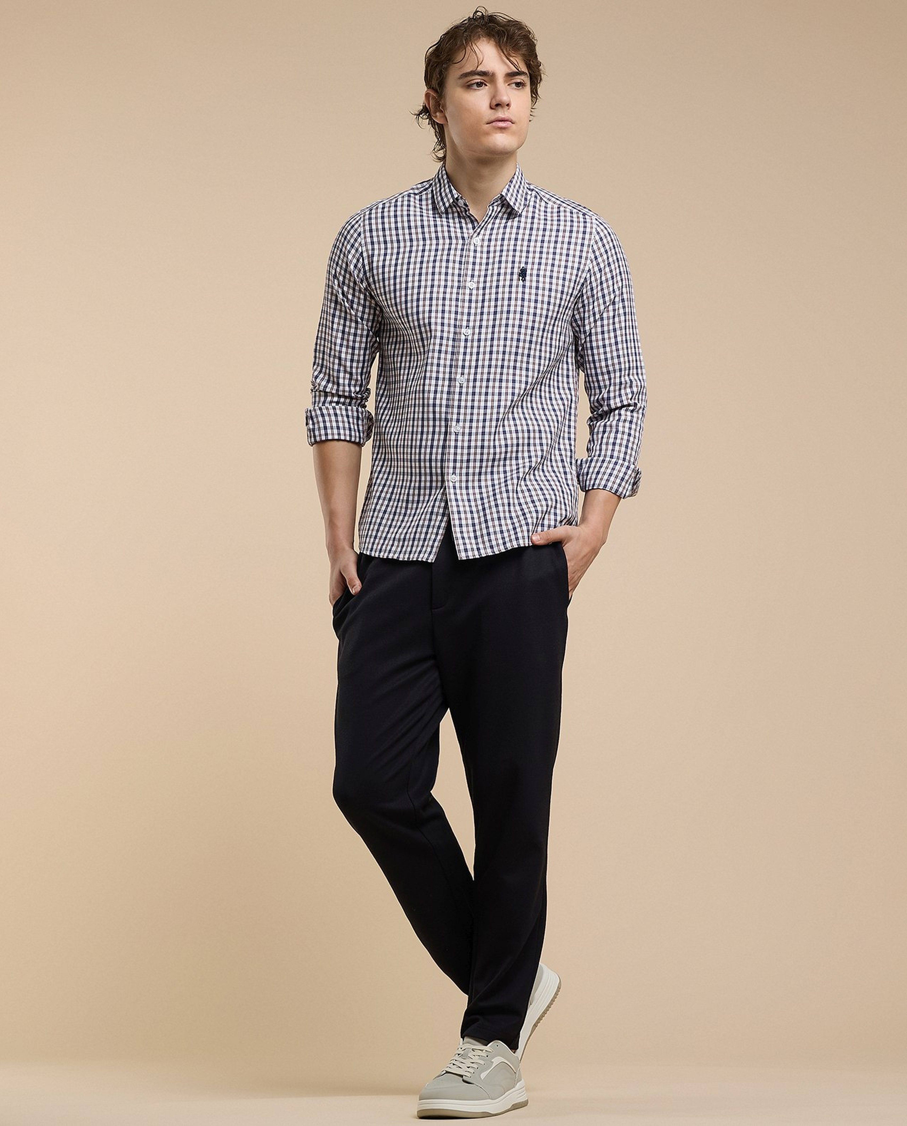 Plaid Shirt with Classic Collar and Long Sleeves