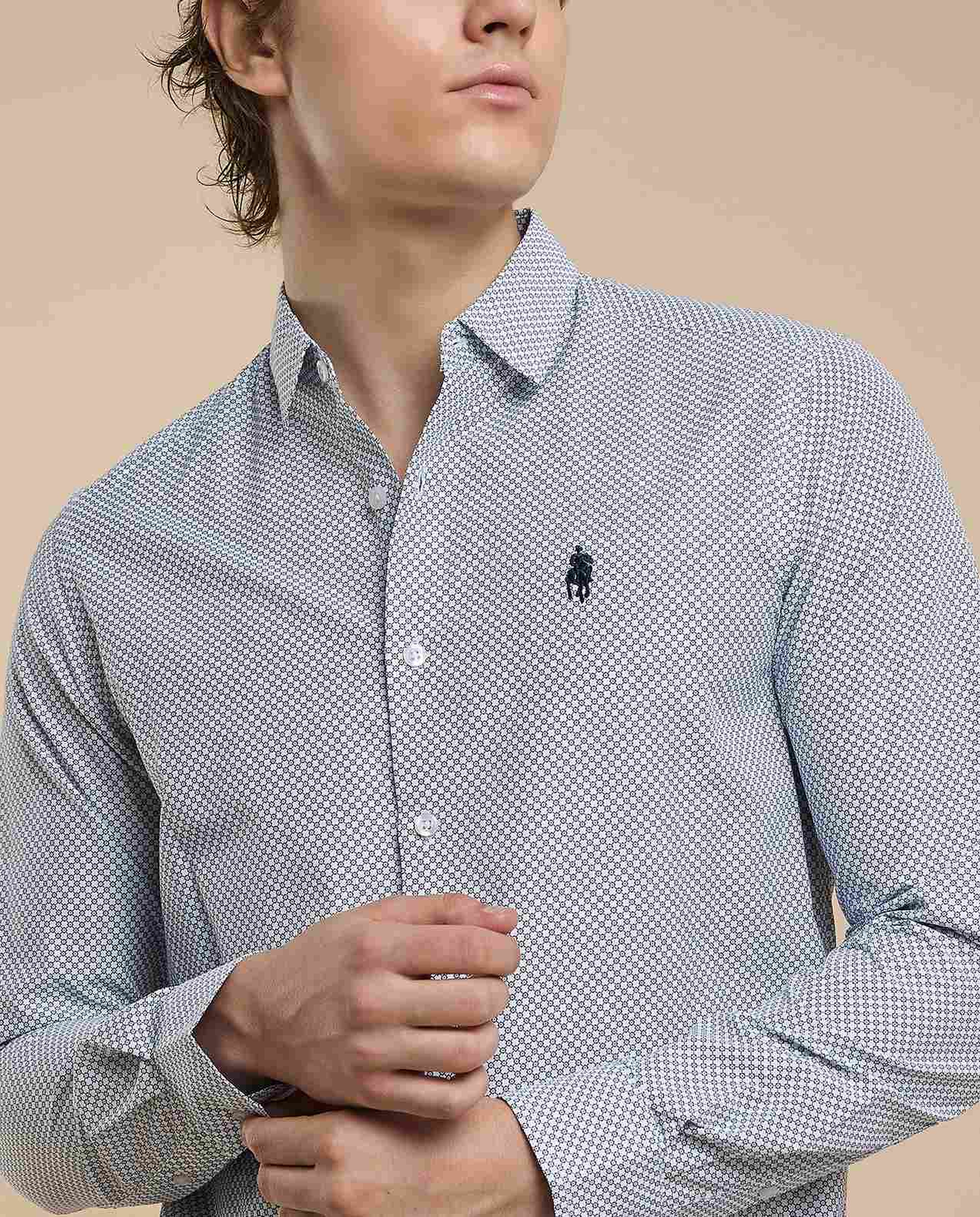 Patterned Shirt with Classic Collar and Long Sleeves